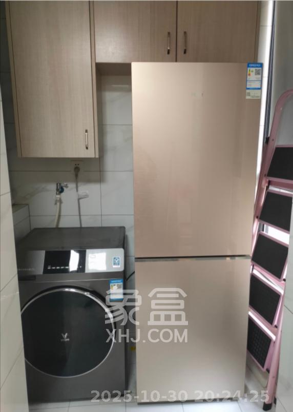 长房半岛蓝湾（观山月）  2室2厅1卫    2300.0元/月室内图