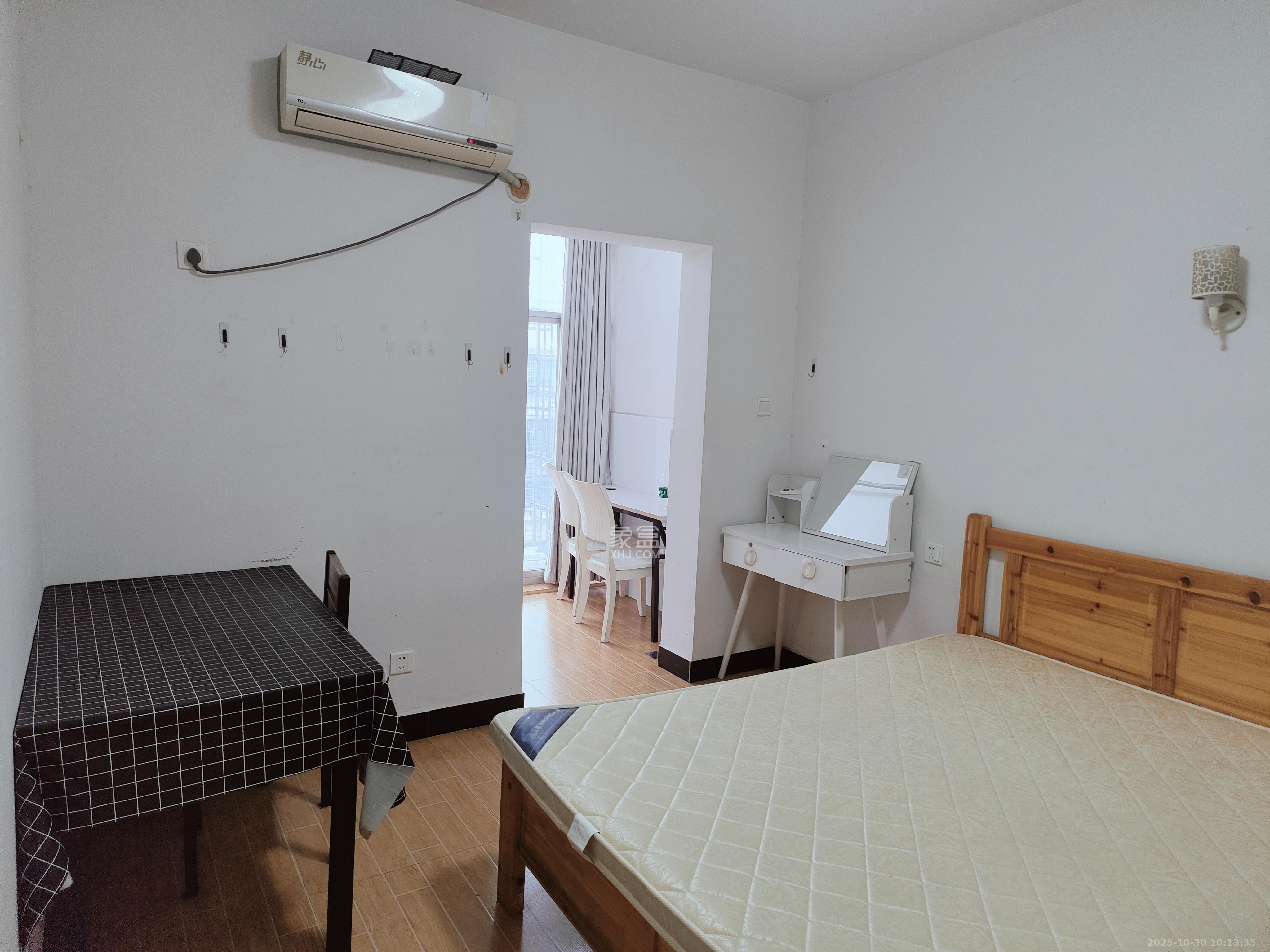 先锋新宇 2室2厅1卫 1600.0元/月 先锋新宇 2室2厅1卫 1600.0元/月室内图