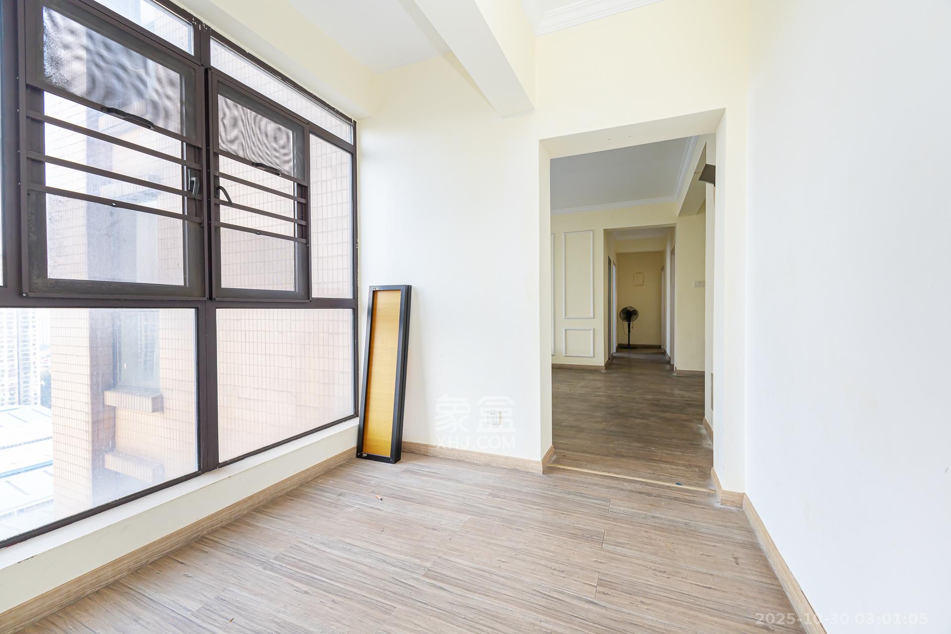 润和又一城  3室2厅2卫    82.0万阳台