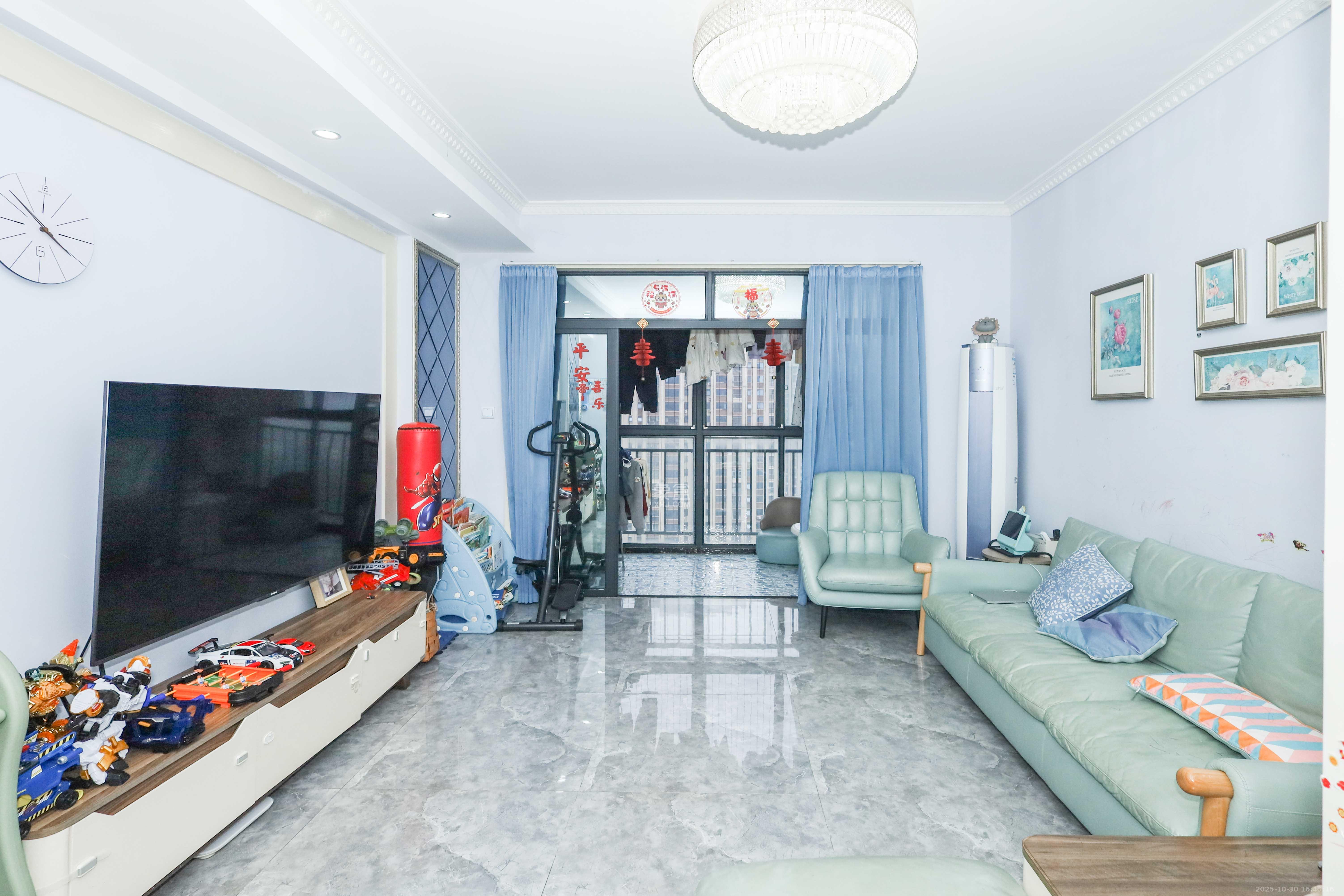 天元涉外景园C区  3室2厅2卫    89.0万