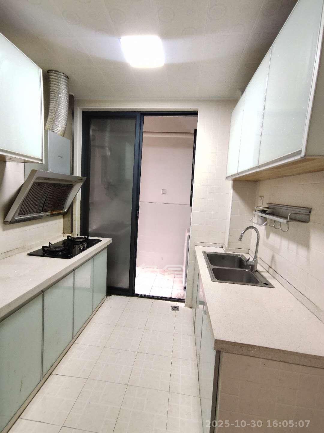 长房时代城  2室2厅1卫    2300.0元/月室内图