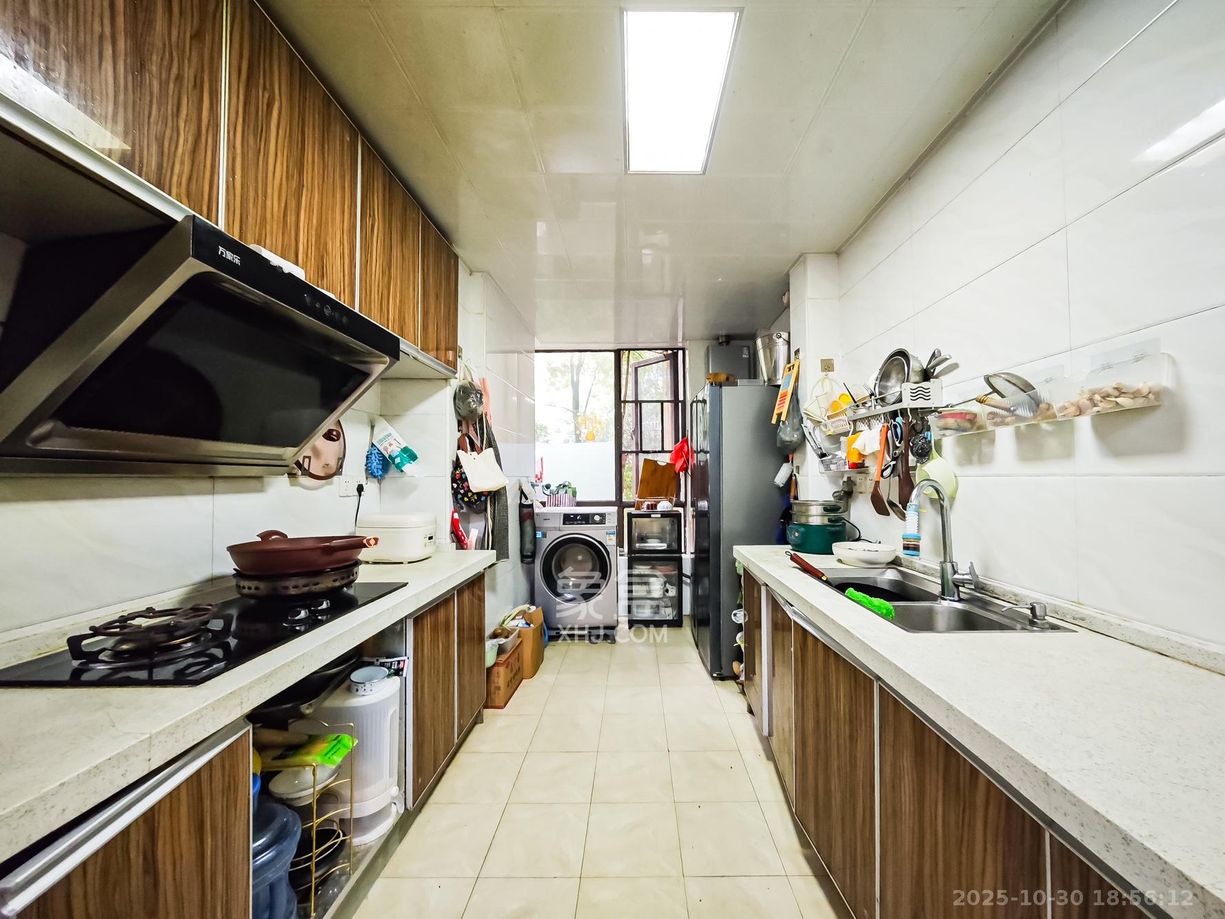 山语城二期  2室2厅1卫    55.0万厨房