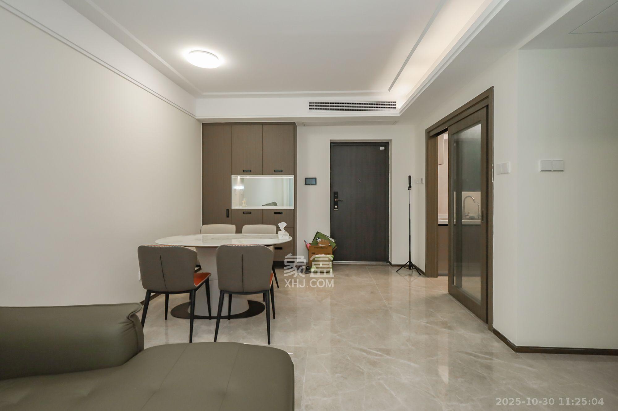 滨江府1913  4室2厅2卫    4000.0元/月室内图