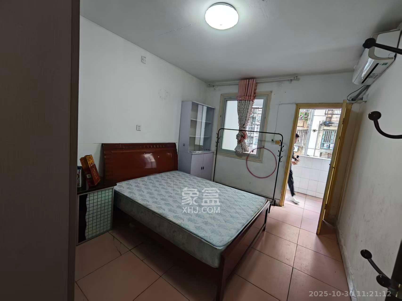 书院路散盘  2室1厅1卫    1400.0元/月室内图