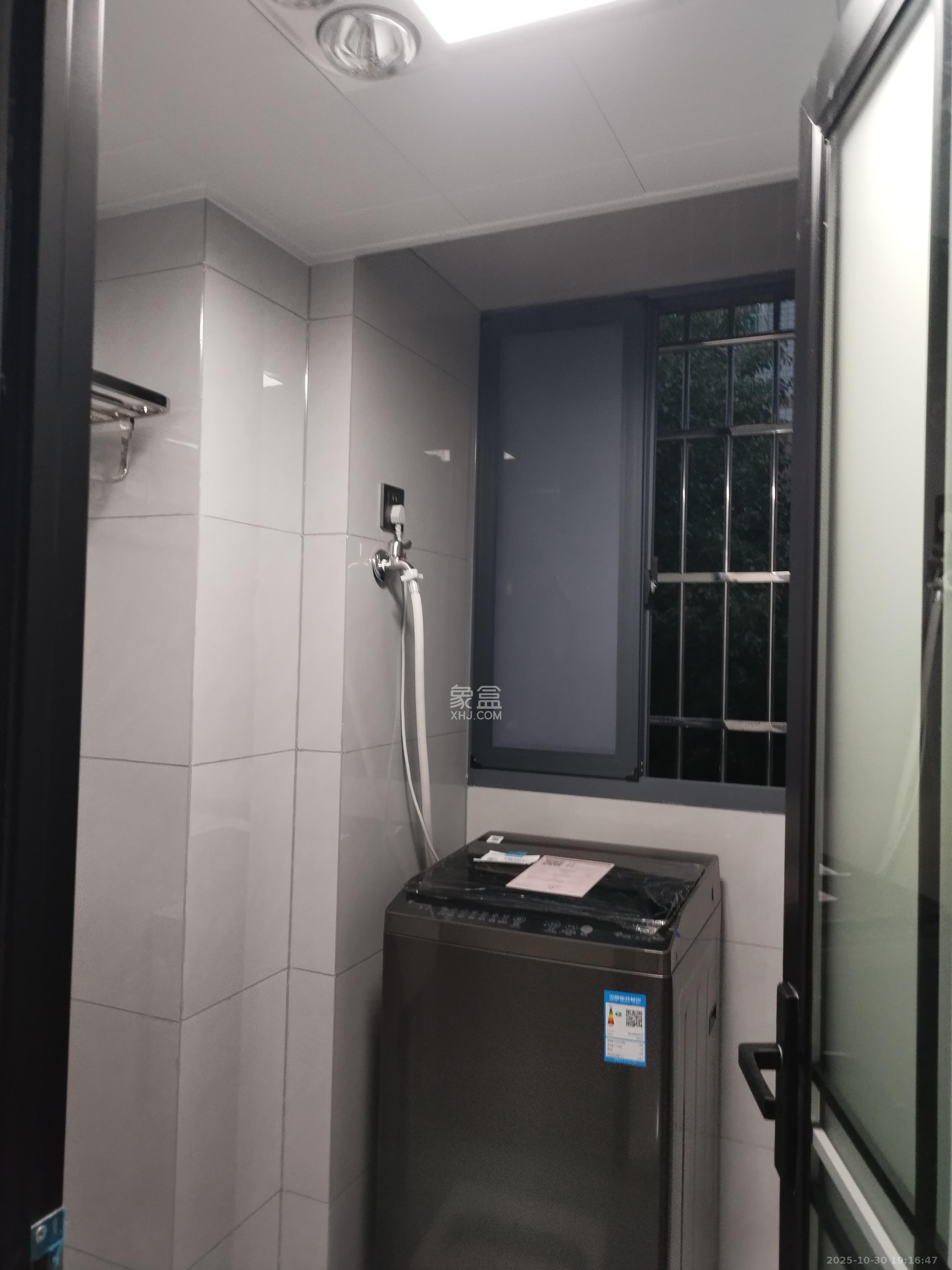 五一新村安置小区(永定社区、永兴社区、永祥社区)  1室1厅1卫    1200.0元/月 五一新村安置小区(永定社区、永兴社区、永祥社区)  1室1厅1卫    1200.0元/月室内图