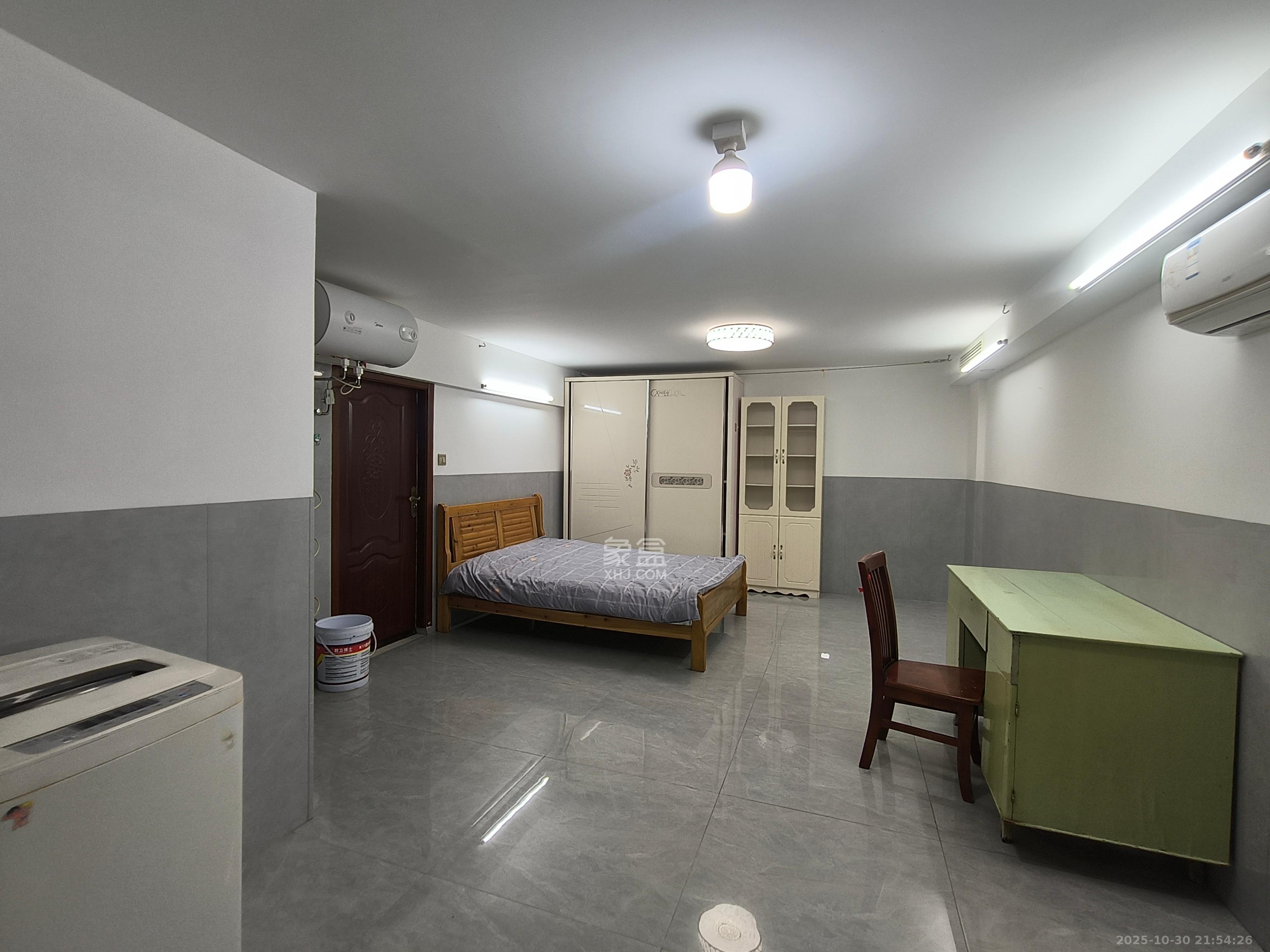 明珠苑  1室0厅0卫    800.0元/月