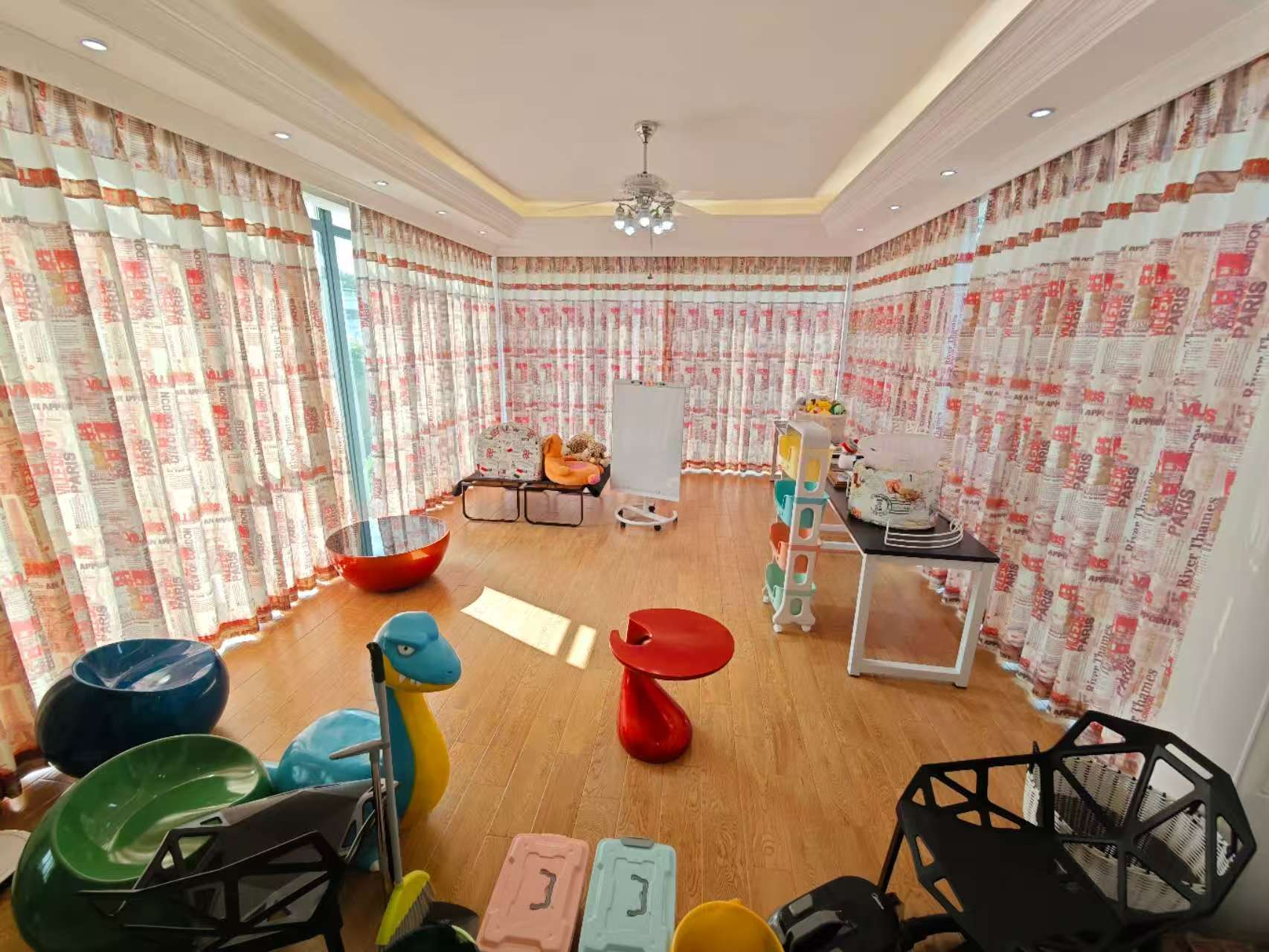 鸿洲江山  7室4厅3卫    18000.0元/月室内图