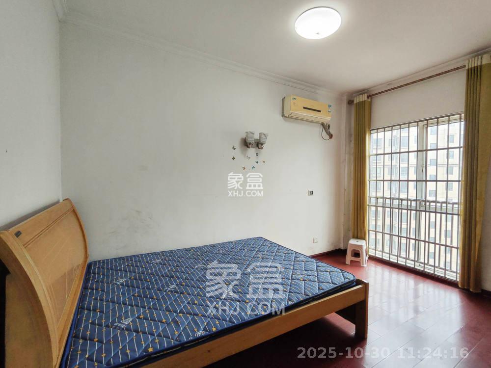 森林公园壹号（森林雅苑）  3室2厅1卫    2400.0元/月室内图