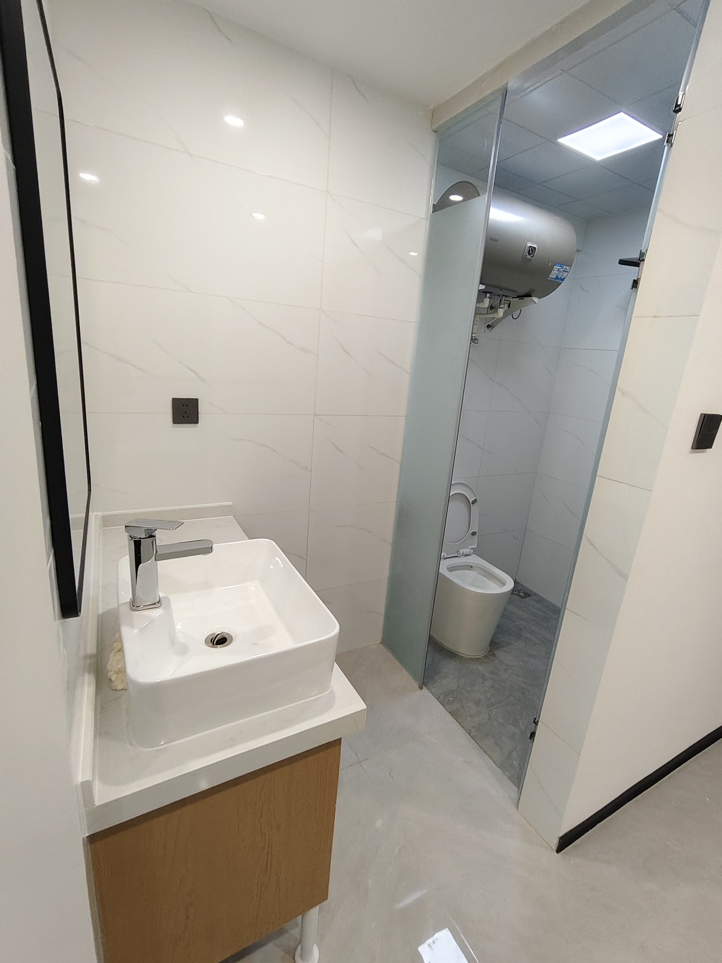 龙湖光年  1室0厅1卫    1800.0元/月室内图