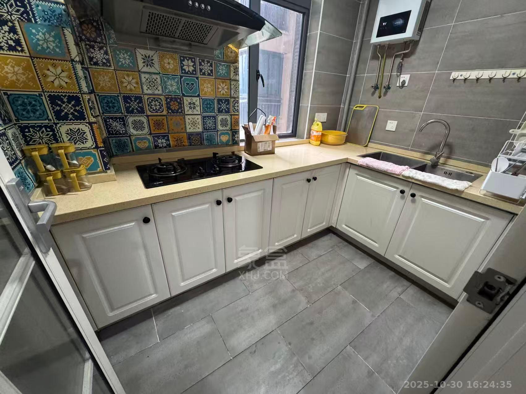 庐山春天早安华晨  3室2厅1卫    2000.0元/月户型图