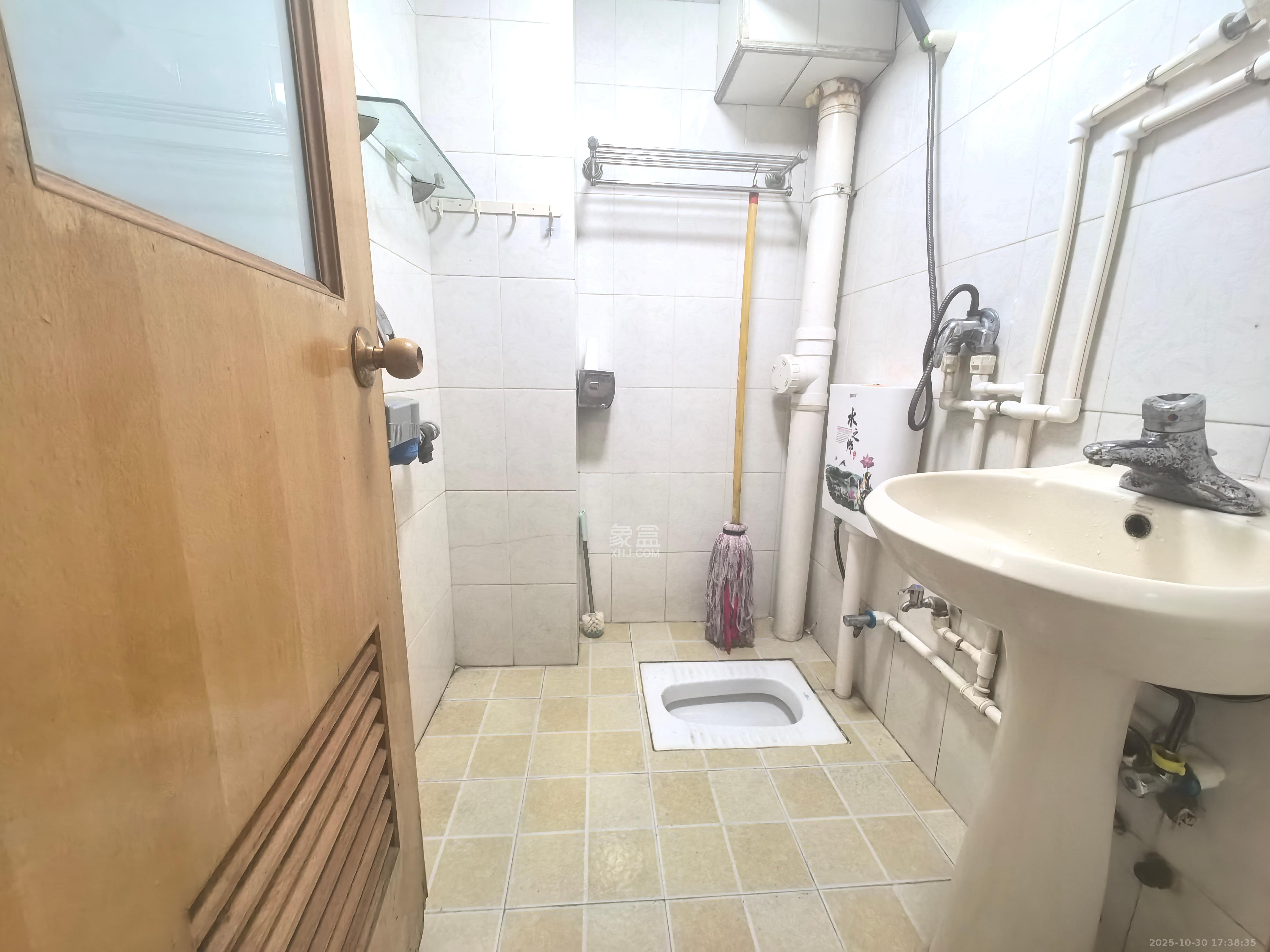 东塘电力院  3室2厅2卫    2600.0元/月室内图