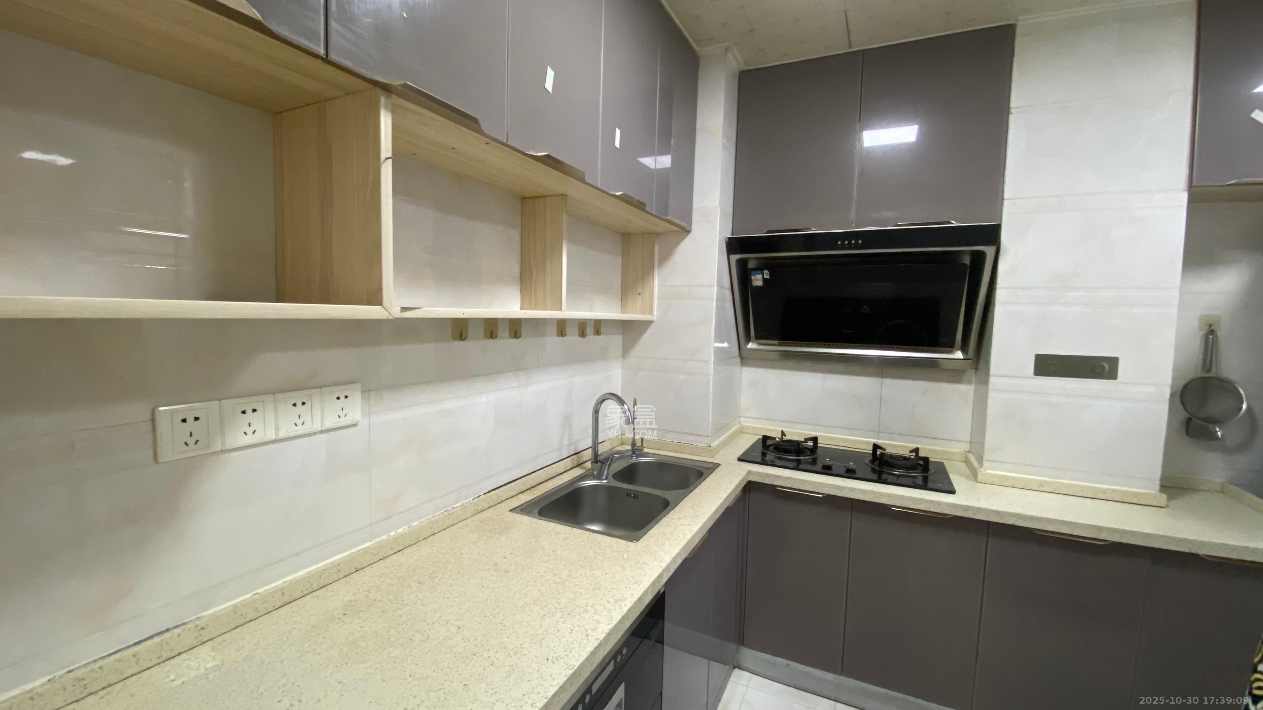 东城港  3室2厅1卫    2600.0元/月室内图