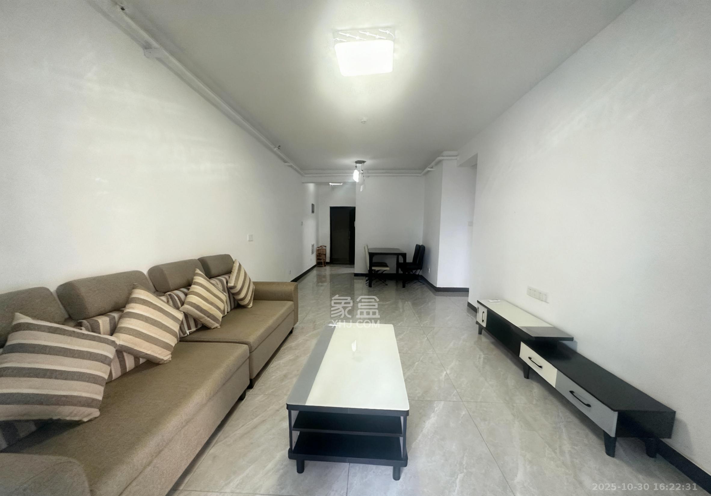 保利天禧D区  3室2厅2卫    3500.0元/月 保利天禧D区  3室2厅2卫    3500.0元/月室内图