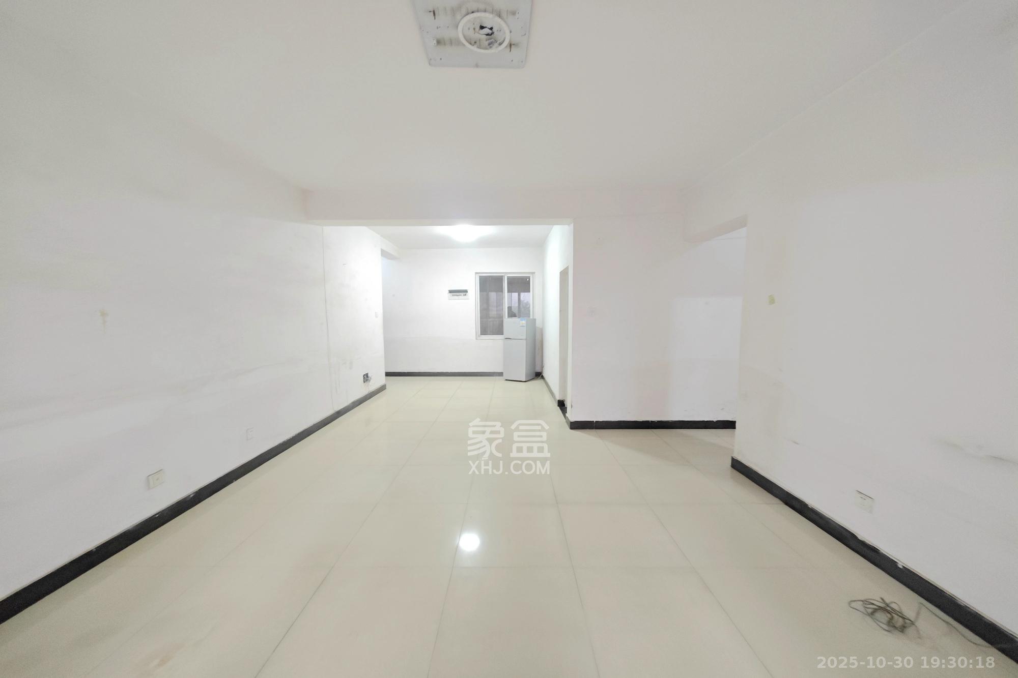 景江雅苑  2室2厅1卫    62.0万