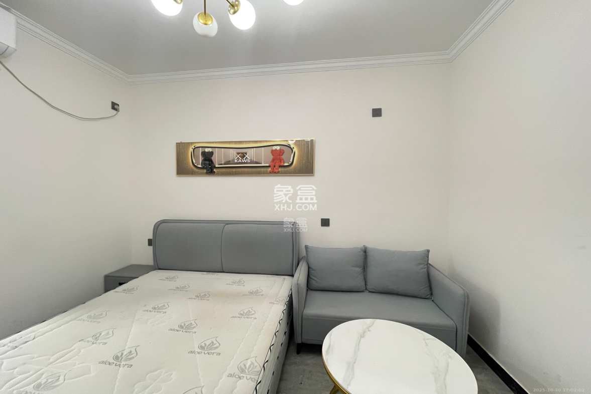 卓越伊景寓 1室1厅1卫 1500.0元/月 卓越伊景寓 1室1厅1卫 1500.0元/月室内图