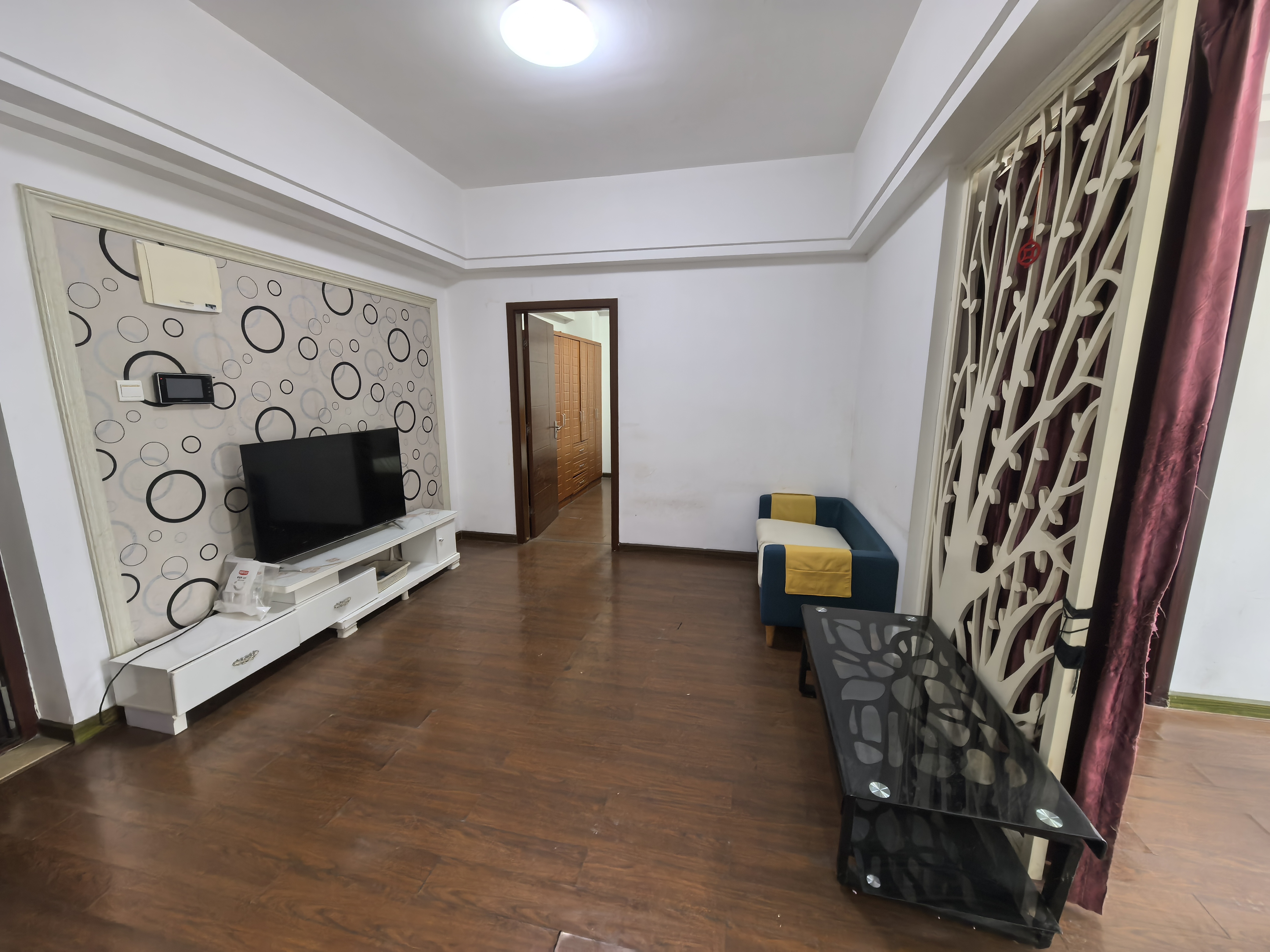 环宇天地、中海地产（中信城市广场二期）  2室2厅1卫    1800.0元/月户型图