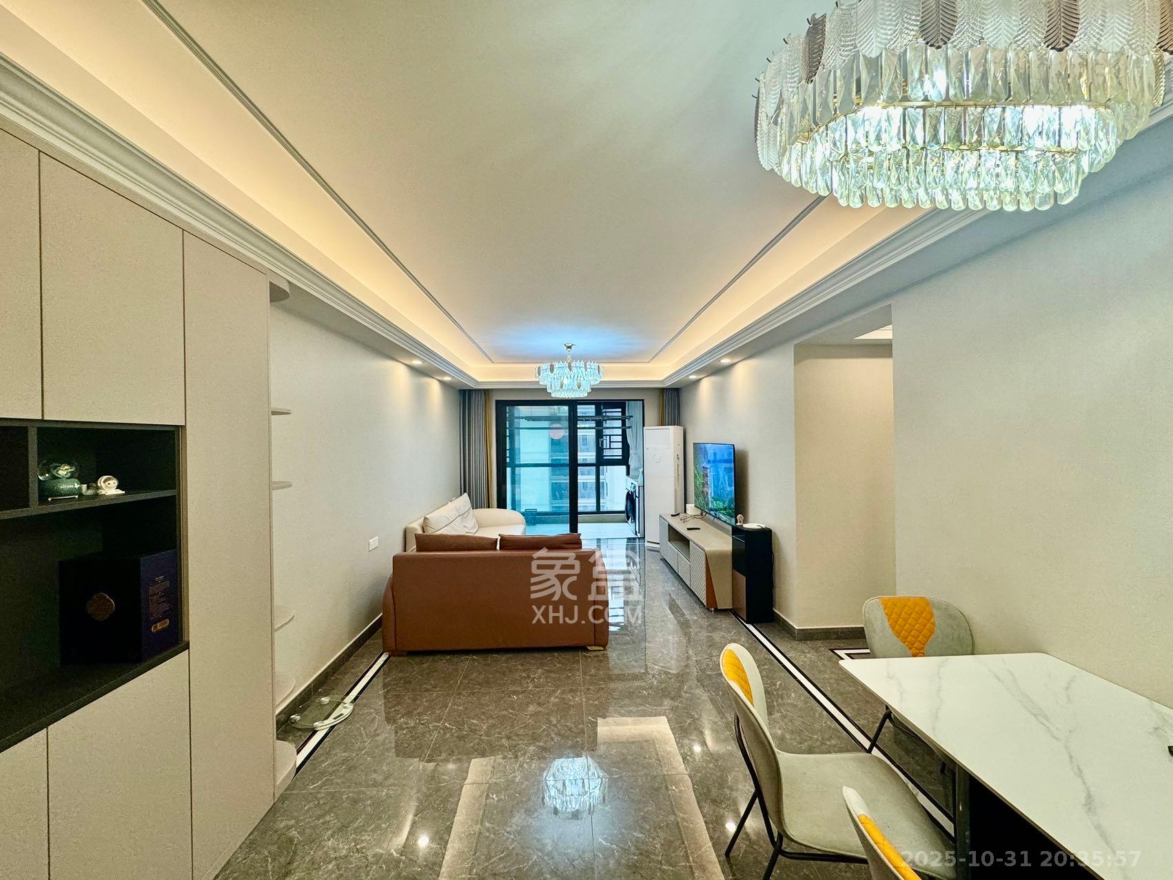 中海珑悦府  3室2厅1卫    3600.0元/月室内图