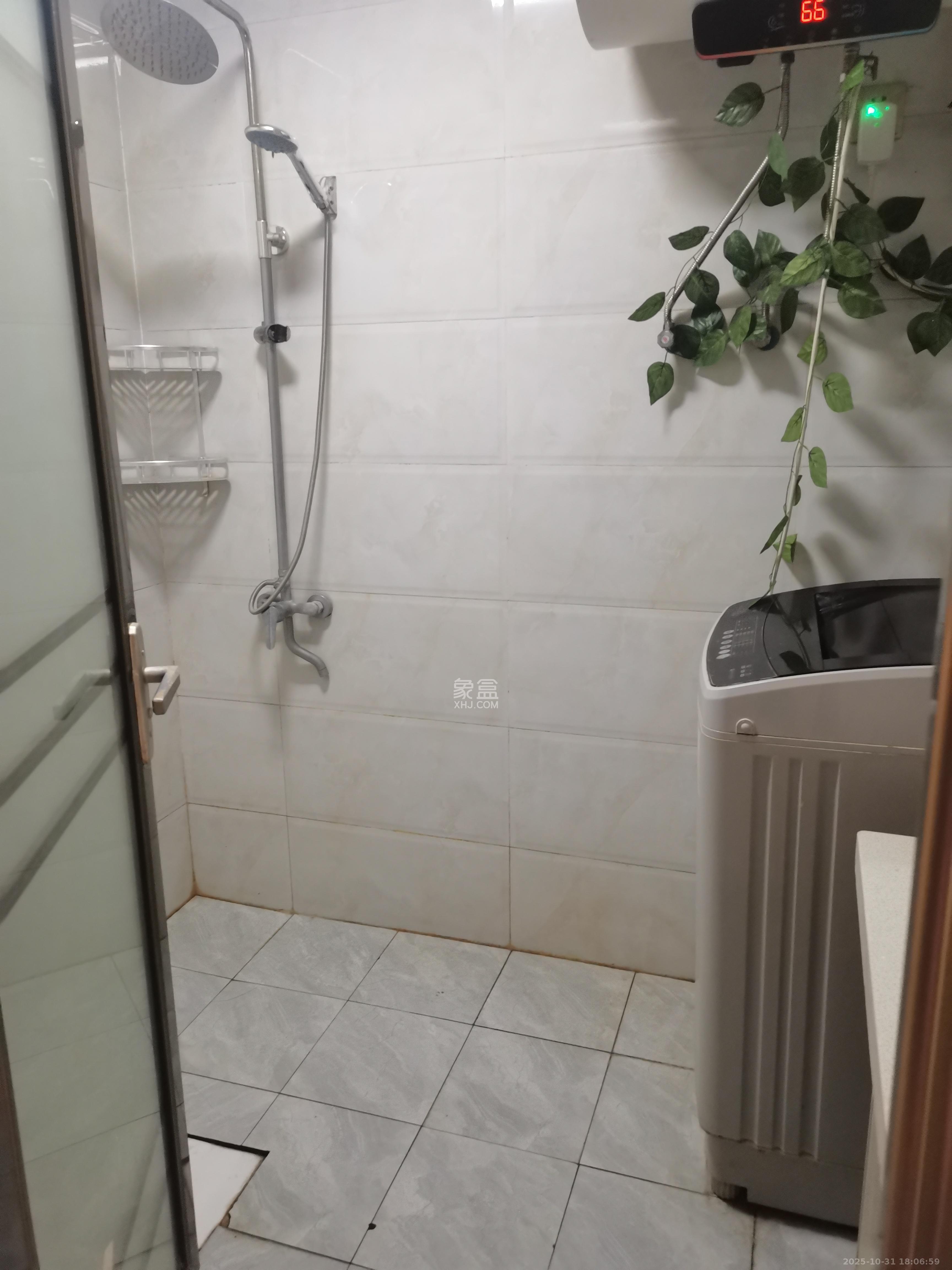 新世界广场  1室0厅1卫    1399.0元/月室内图