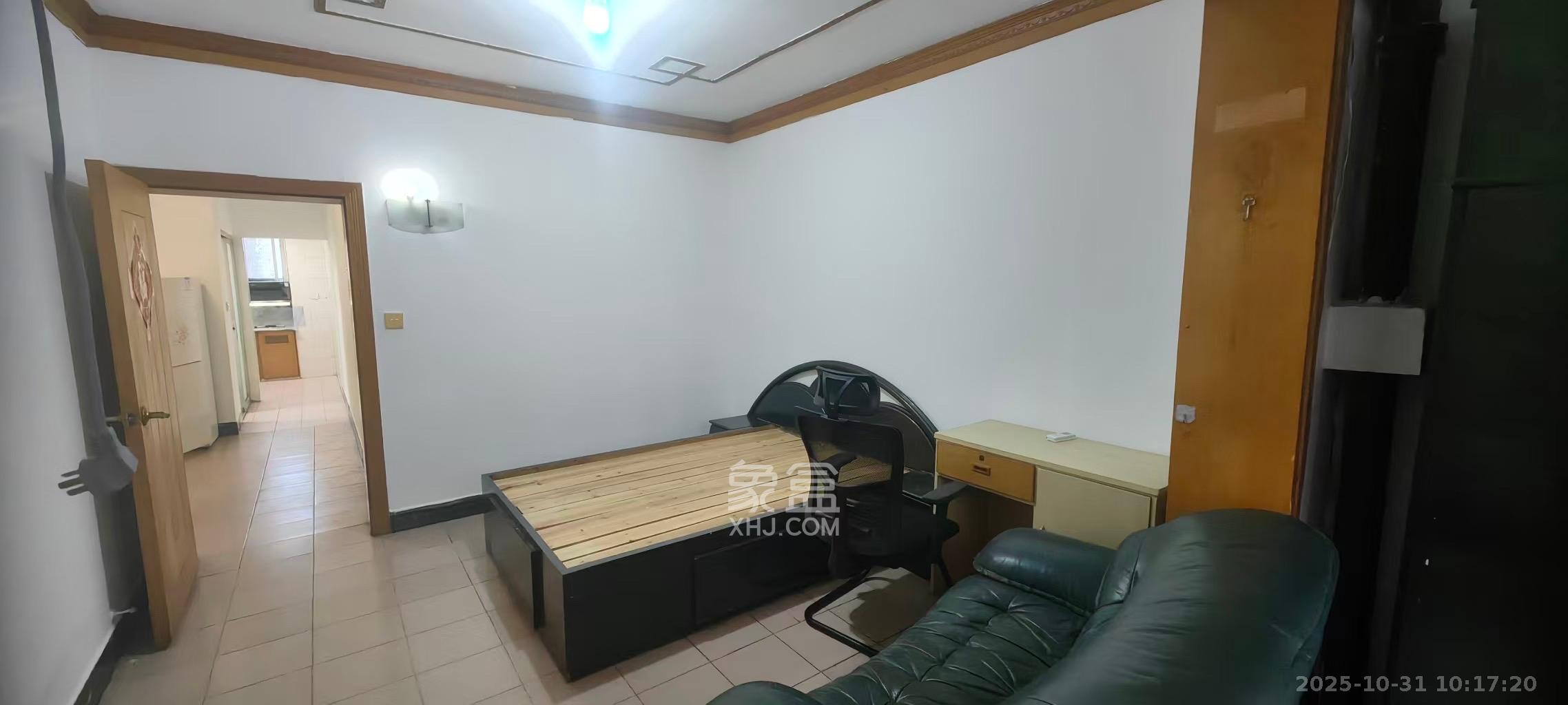 老鸦冲小区 2室1厅1卫 1700.0元/月 老鸦冲小区 2室1厅1卫 1700.0元/月室内图