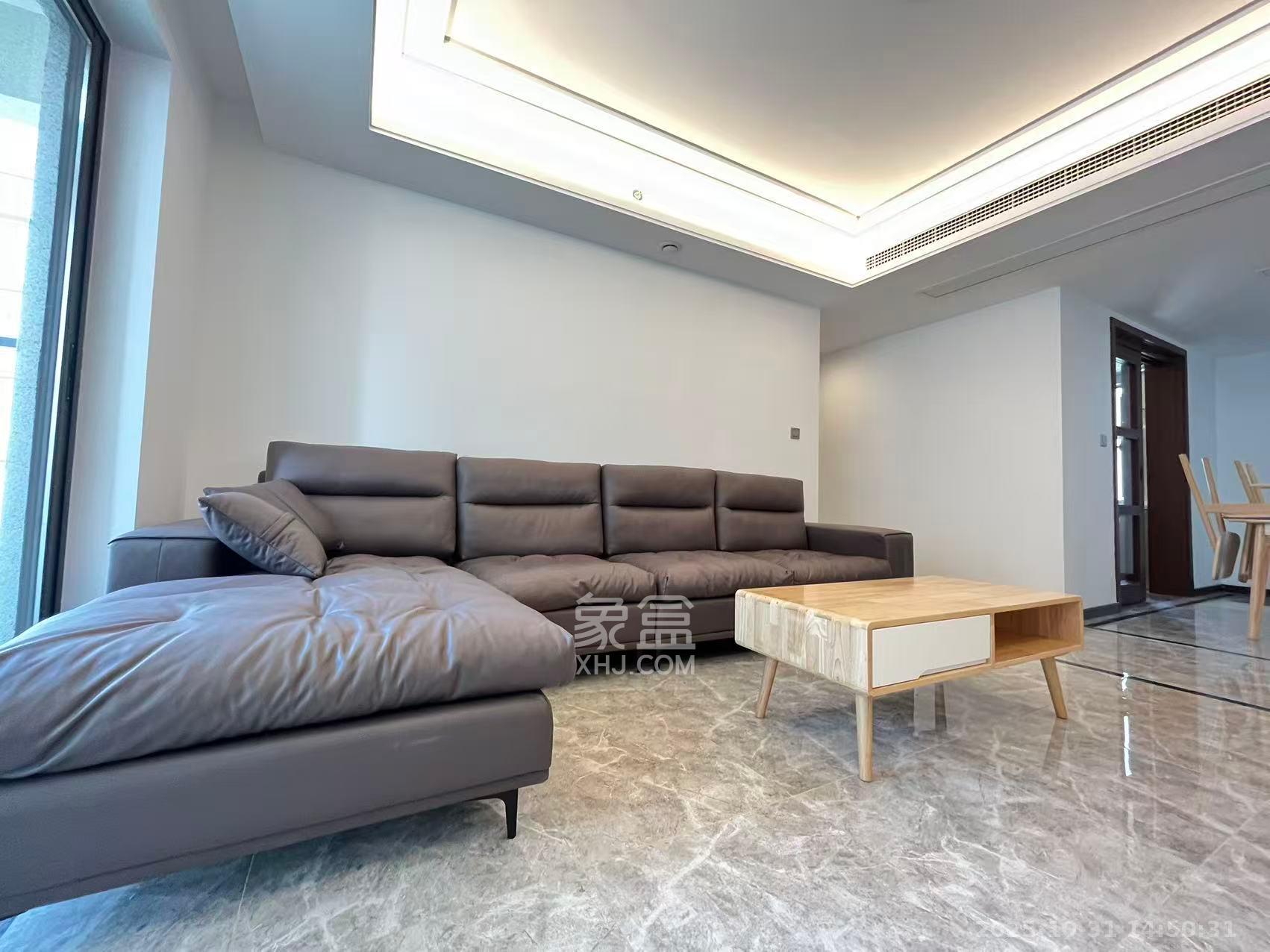 绿地长沙城际空间站(绿地新里佳苑)  4室2厅2卫    4200.0元/月 绿地长沙城际空间站(绿地新里佳苑)  4室2厅2卫    4200.0元/月室内图