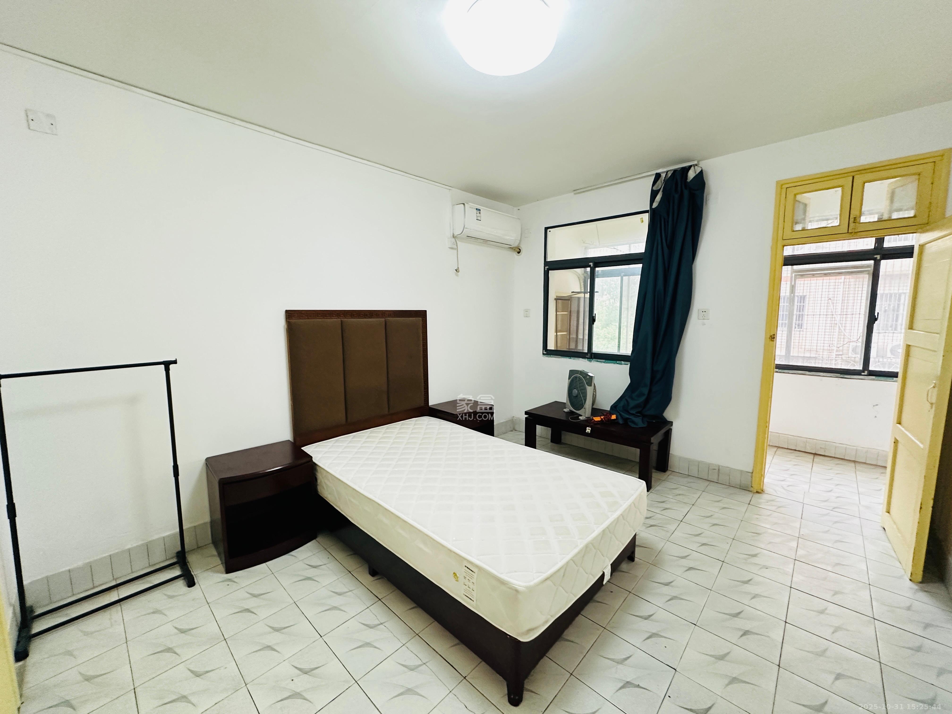 韭菜园  2室2厅1卫    1600.0元/月 韭菜园  2室2厅1卫    1600.0元/月室内图