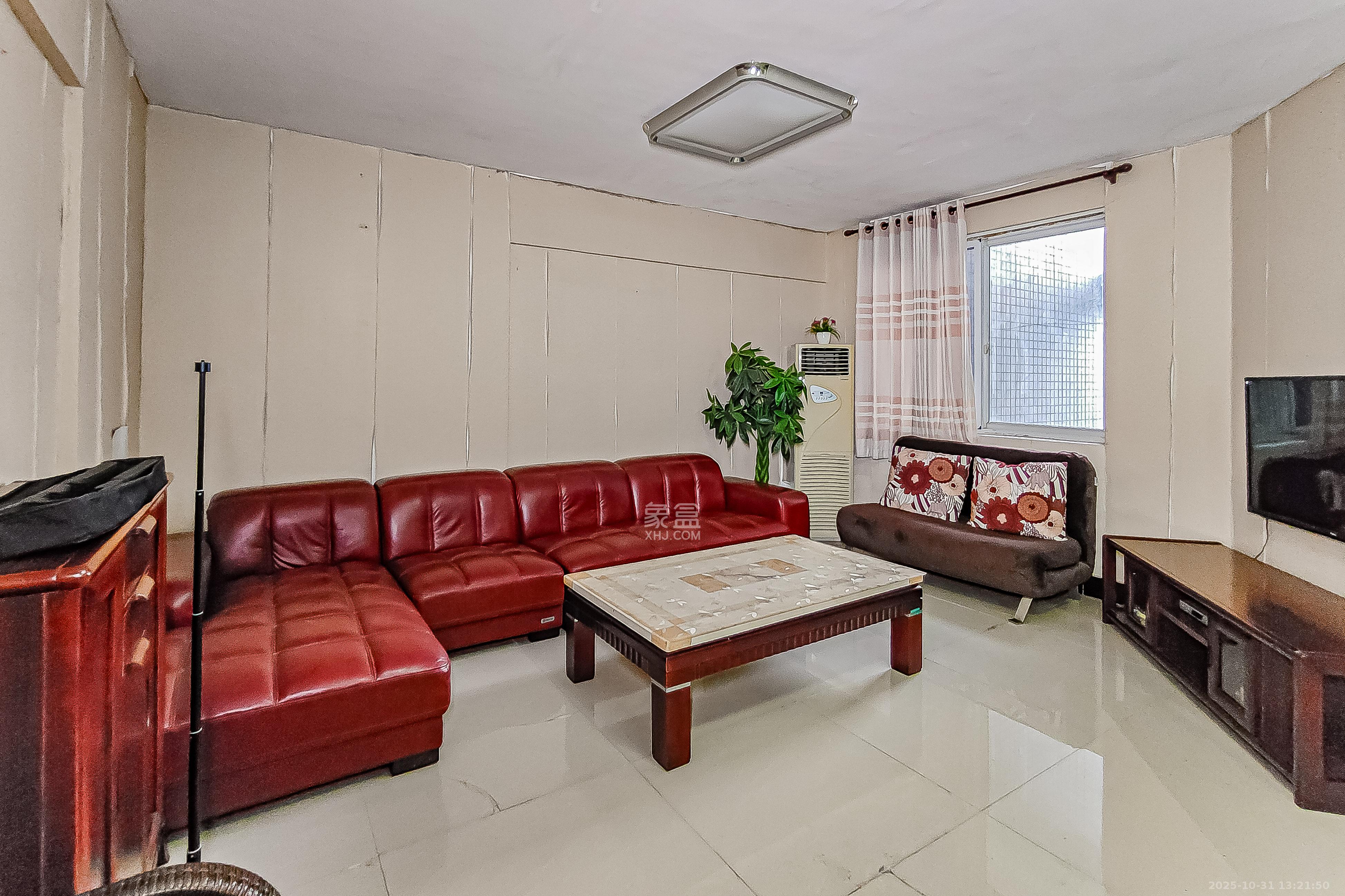 开源鑫阁  1室2厅1卫    777.0元/月 开源鑫阁  1室2厅1卫    777.0元/月室内图