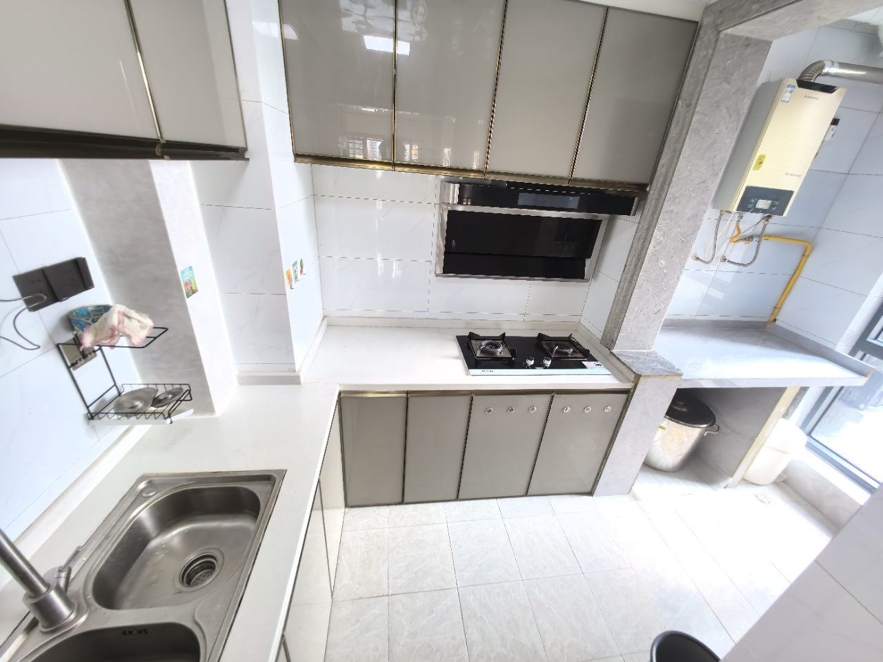 坡博家园一区  1室1厅1卫    125.0万 坡博家园一区  1室1厅1卫    125.0万室内图