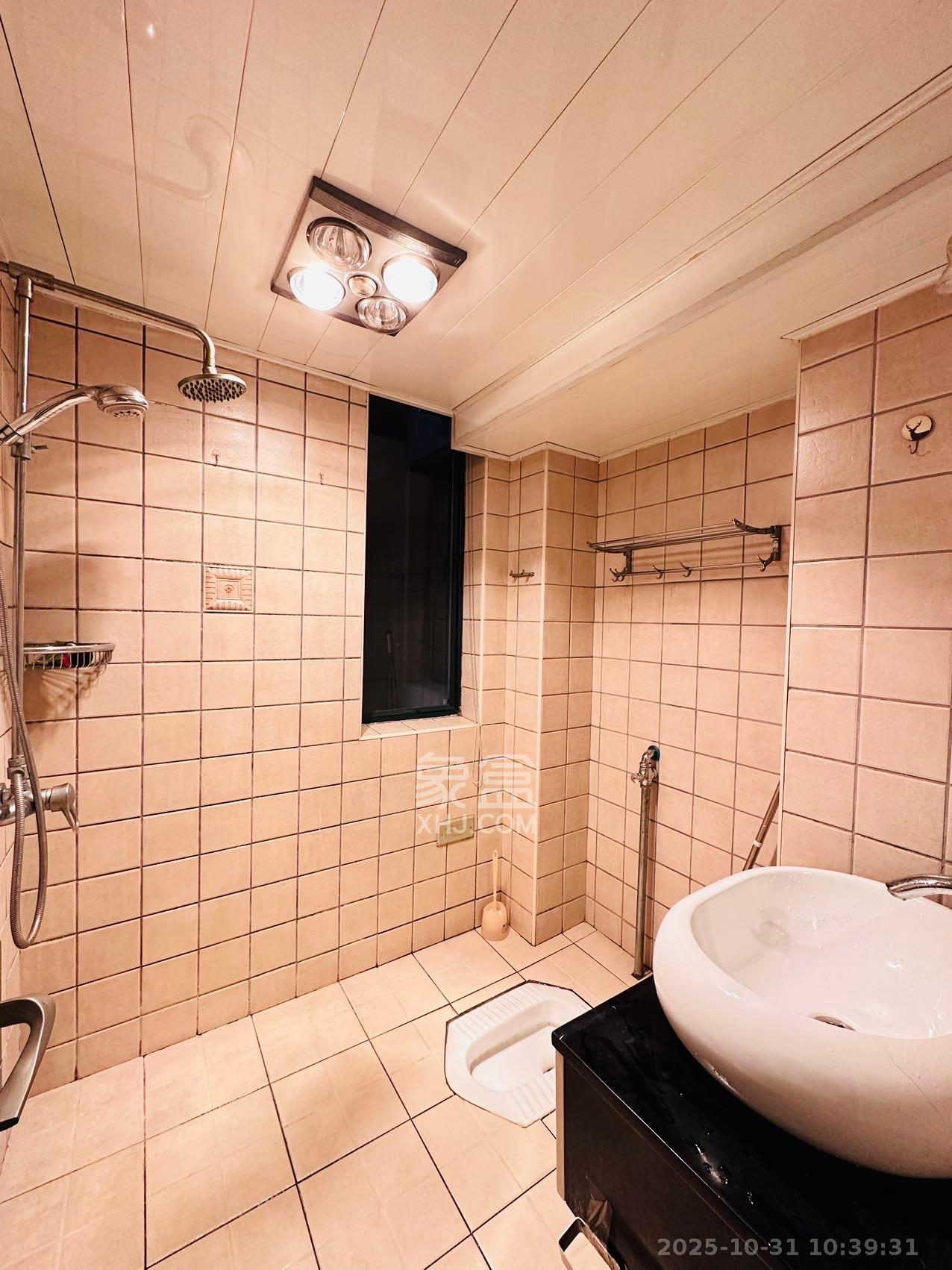 世嘉国际华城  2室2厅2卫    2800.0元/月室内图