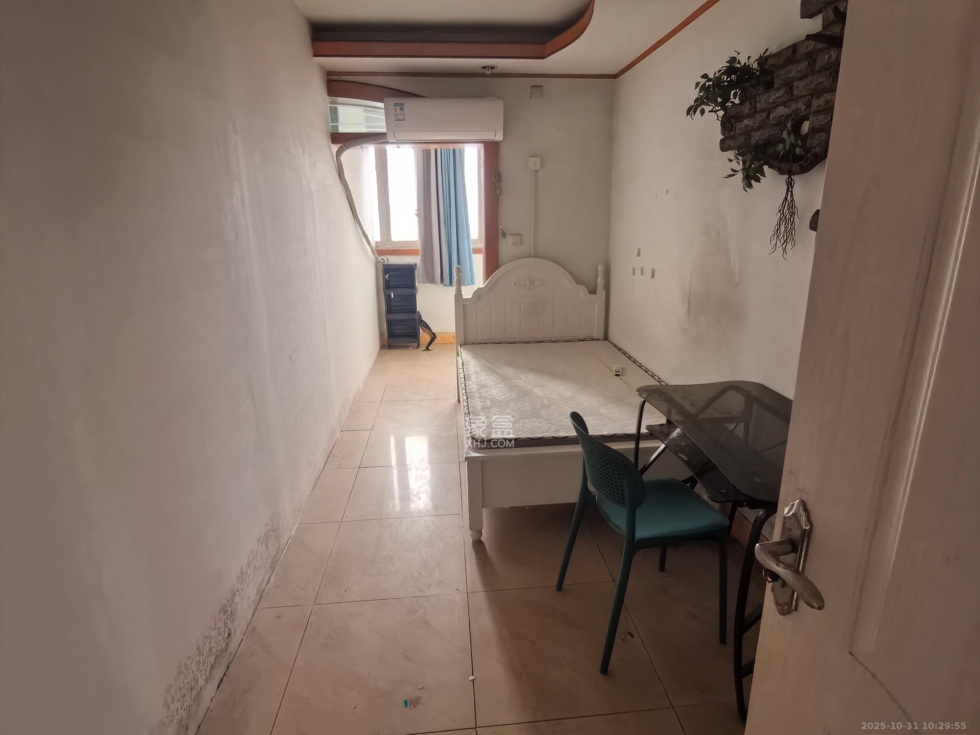 保利苑  3室2厅2卫    1600.0元/月 保利苑  3室2厅2卫    1600.0元/月室内图