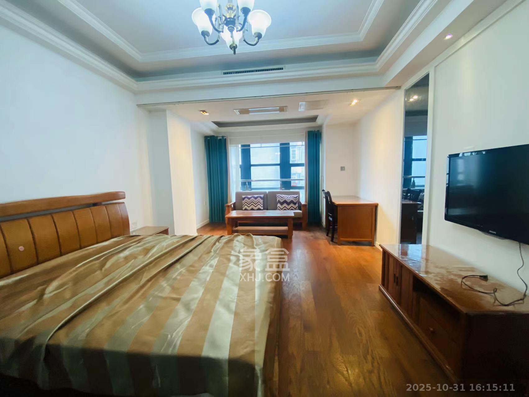 壹号公馆  1室1厅0卫    2200.0元/月室内图