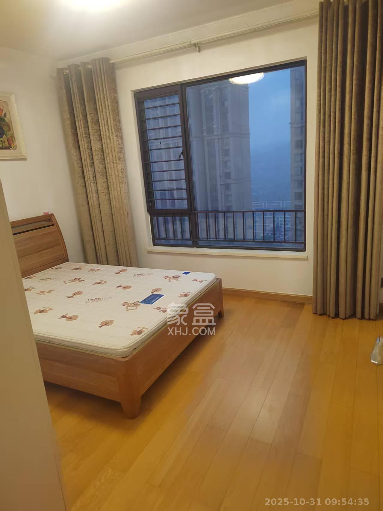 中海国际四期  4室2厅2卫    2800.0元/月 中海国际四期  4室2厅2卫    2800.0元/月室内图