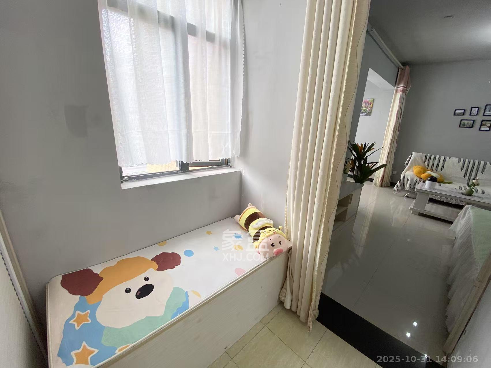 剑桥名门  1室1厅1卫    1300.0元/月室内图