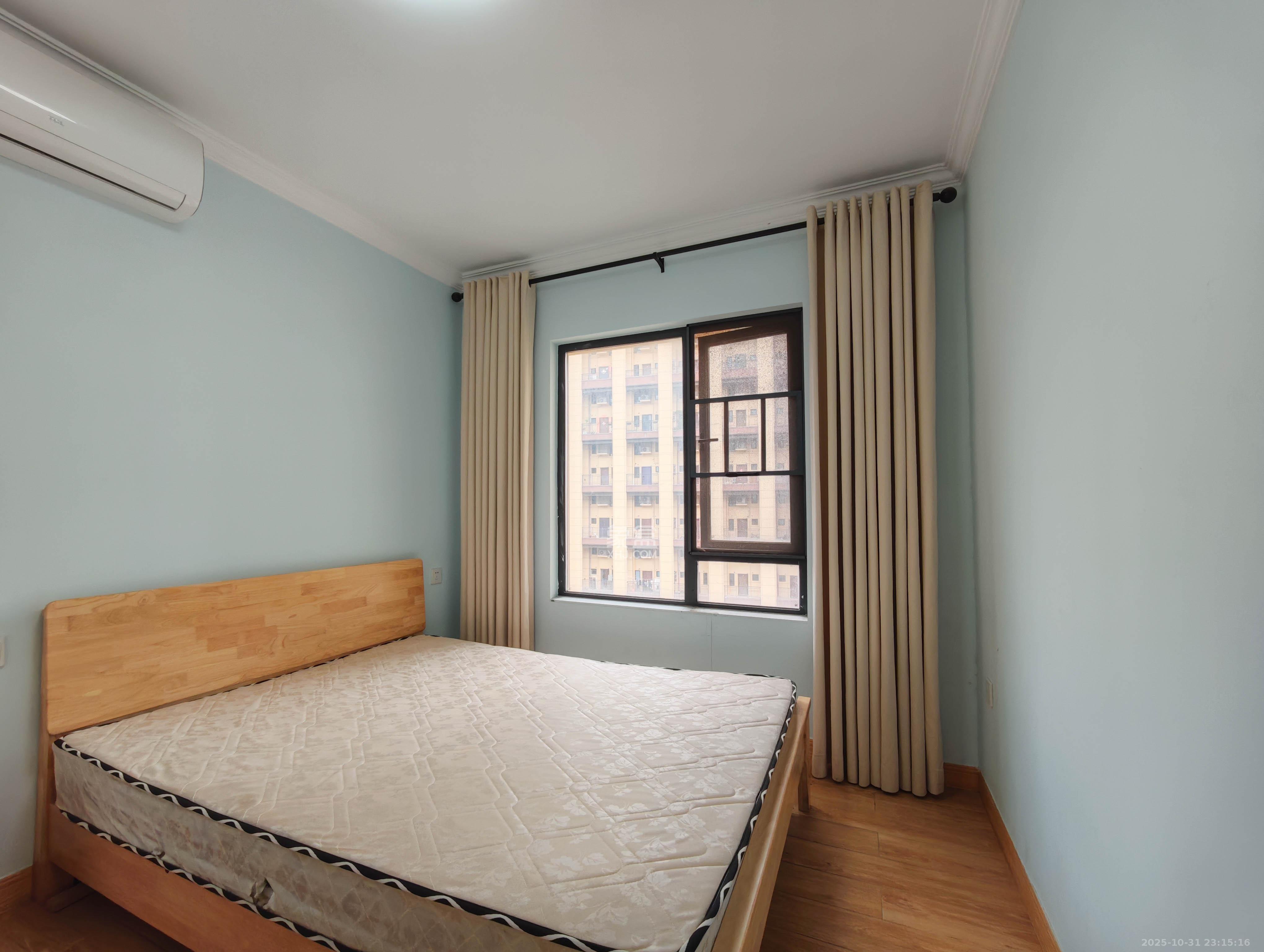 保利城(中航城国际社区、郡原美村) 3室2厅1卫 90.0万 保利城(中航城国际社区、郡原美村) 3室2厅1卫 90.0万卧室