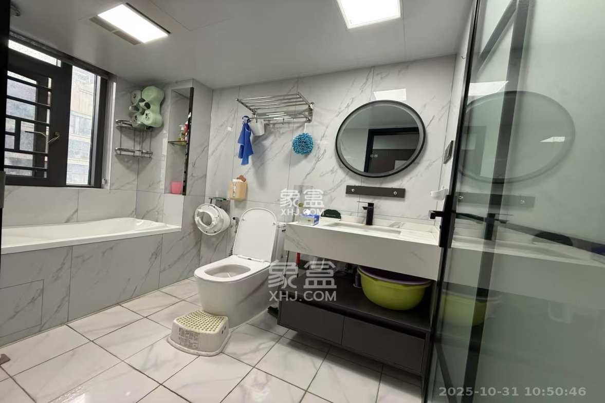 新华联梦想城 4室2厅2卫 2800.0元/月 新华联梦想城 4室2厅2卫 2800.0元/月室内图