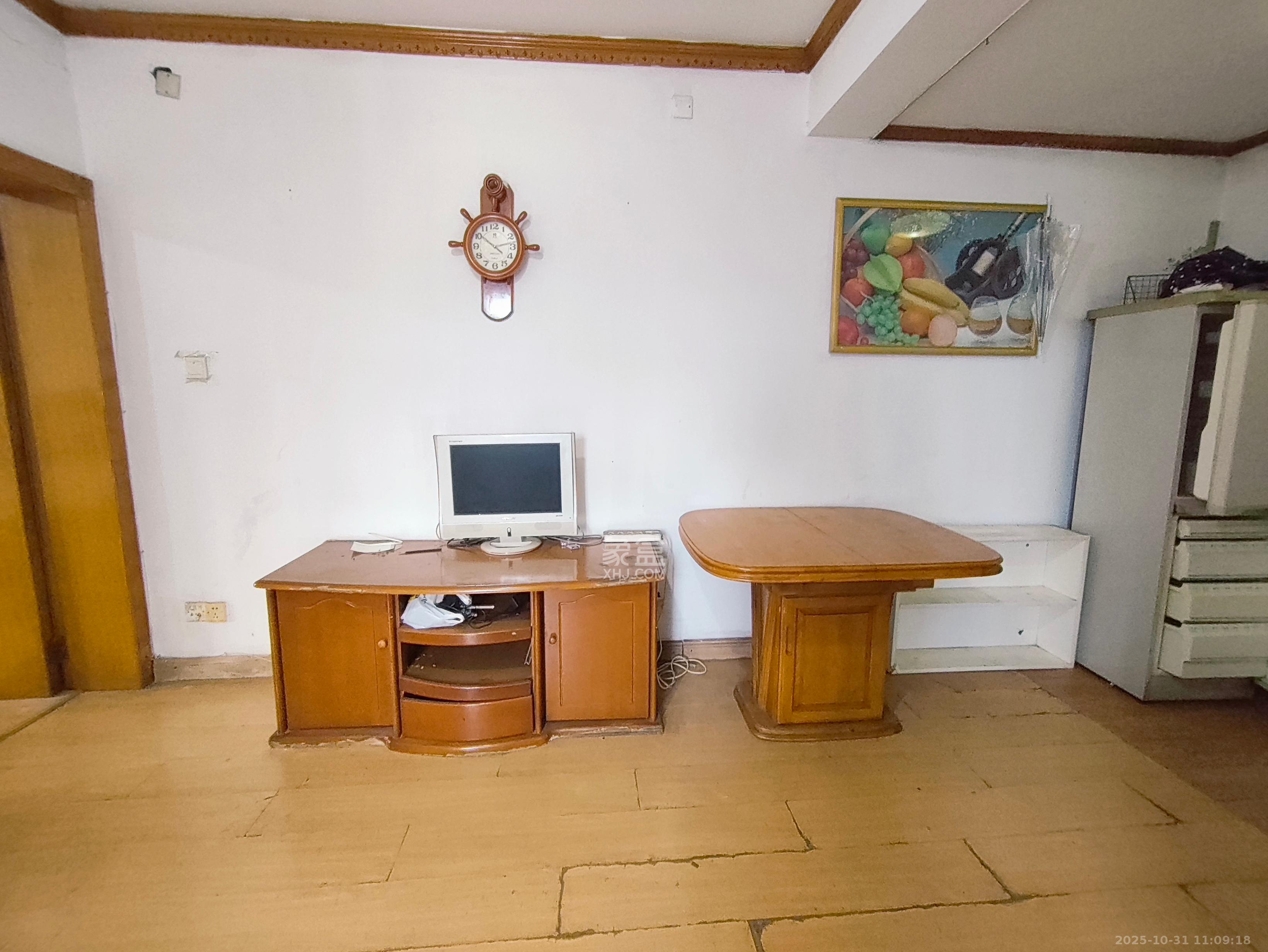 天心游路散盘  2室1厅1卫    1500.0元/月 天心游路散盘  2室1厅1卫    1500.0元/月室内图