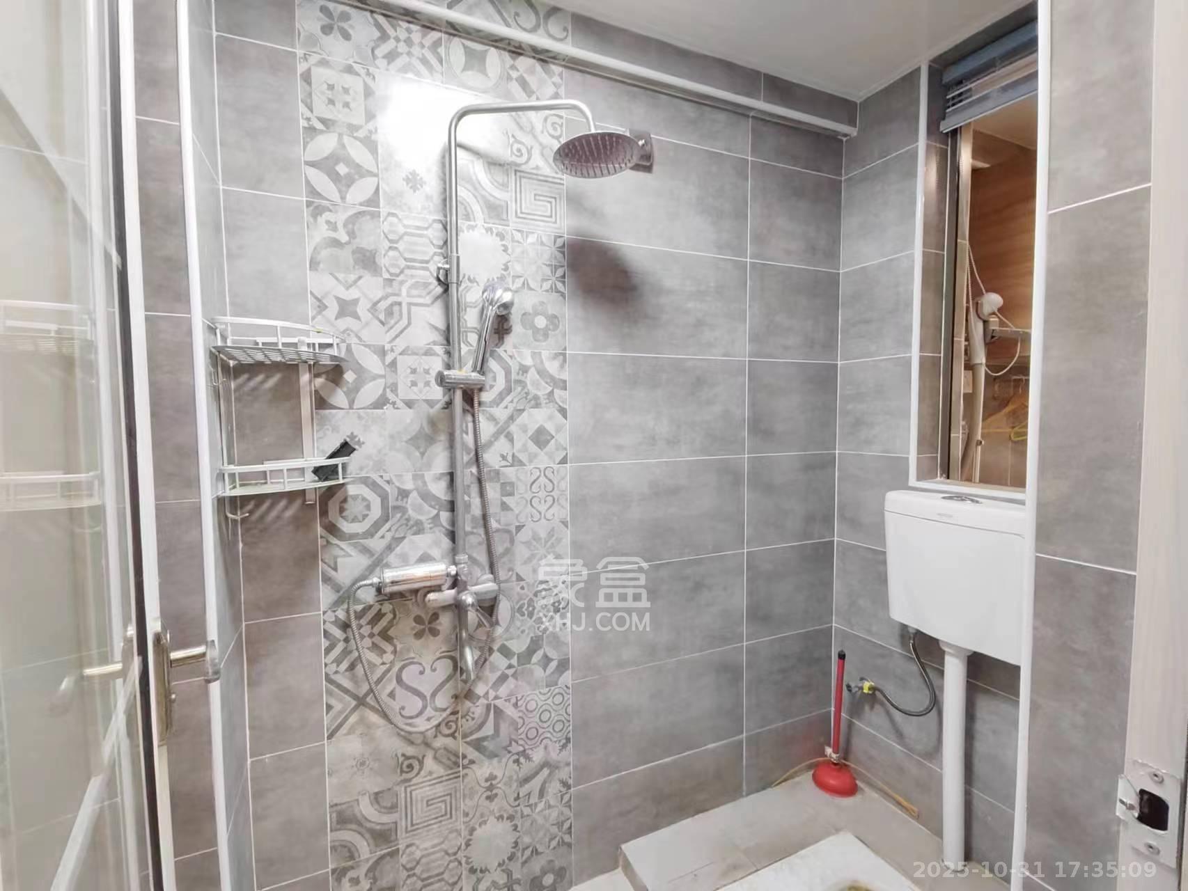 绿地公馆（绿地名邸）  1室1厅1卫    1800.0元/月室内图