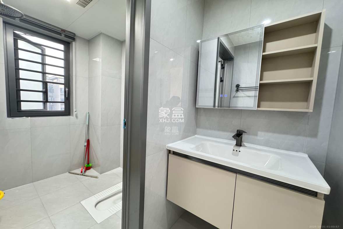 润和星河玥 3室2厅2卫 3000.0元/月 润和星河玥 3室2厅2卫 3000.0元/月室内图