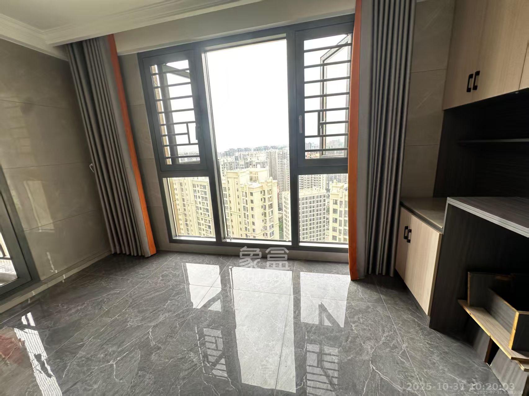 金地三千府(金地湖山樾、金地自在城) 4室2厅2卫 2300.0元/月 金地三千府(金地湖山樾、金地自在城) 4室2厅2卫 2300.0元/月室内图