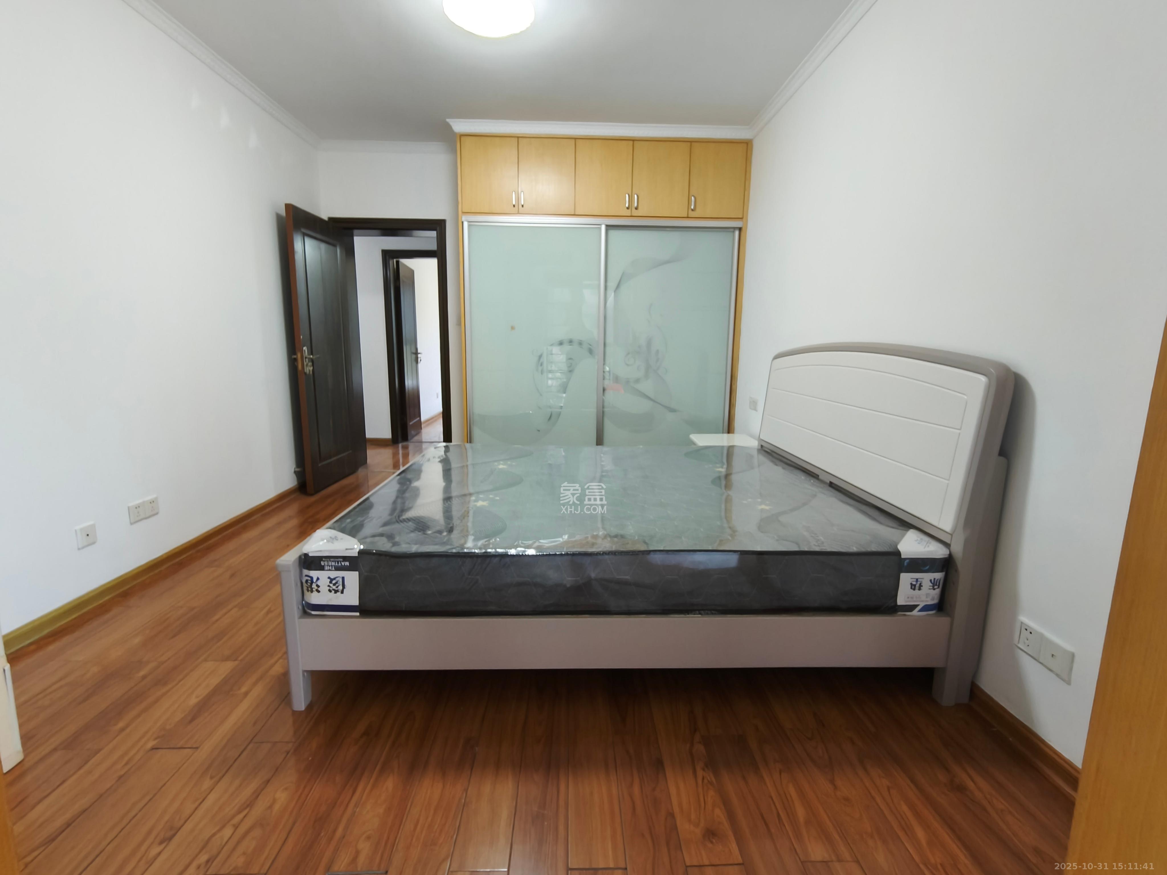 湘江锦绣  2室2厅1卫    1900.0元/月 湘江锦绣  2室2厅1卫    1900.0元/月室内图