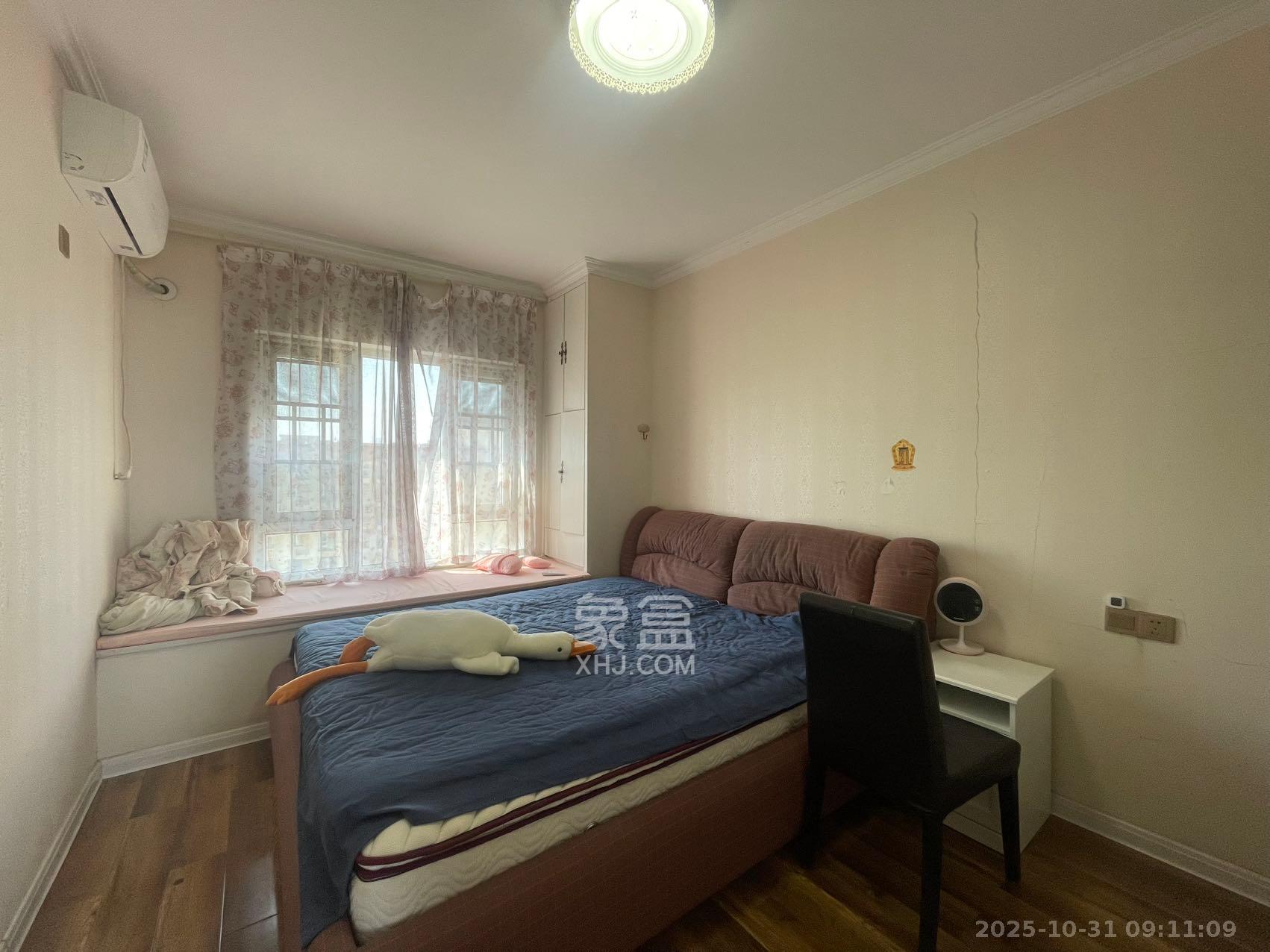 万国城（当代满庭春MOMA）三期  3室1厅1卫    2200.0元/月室内图