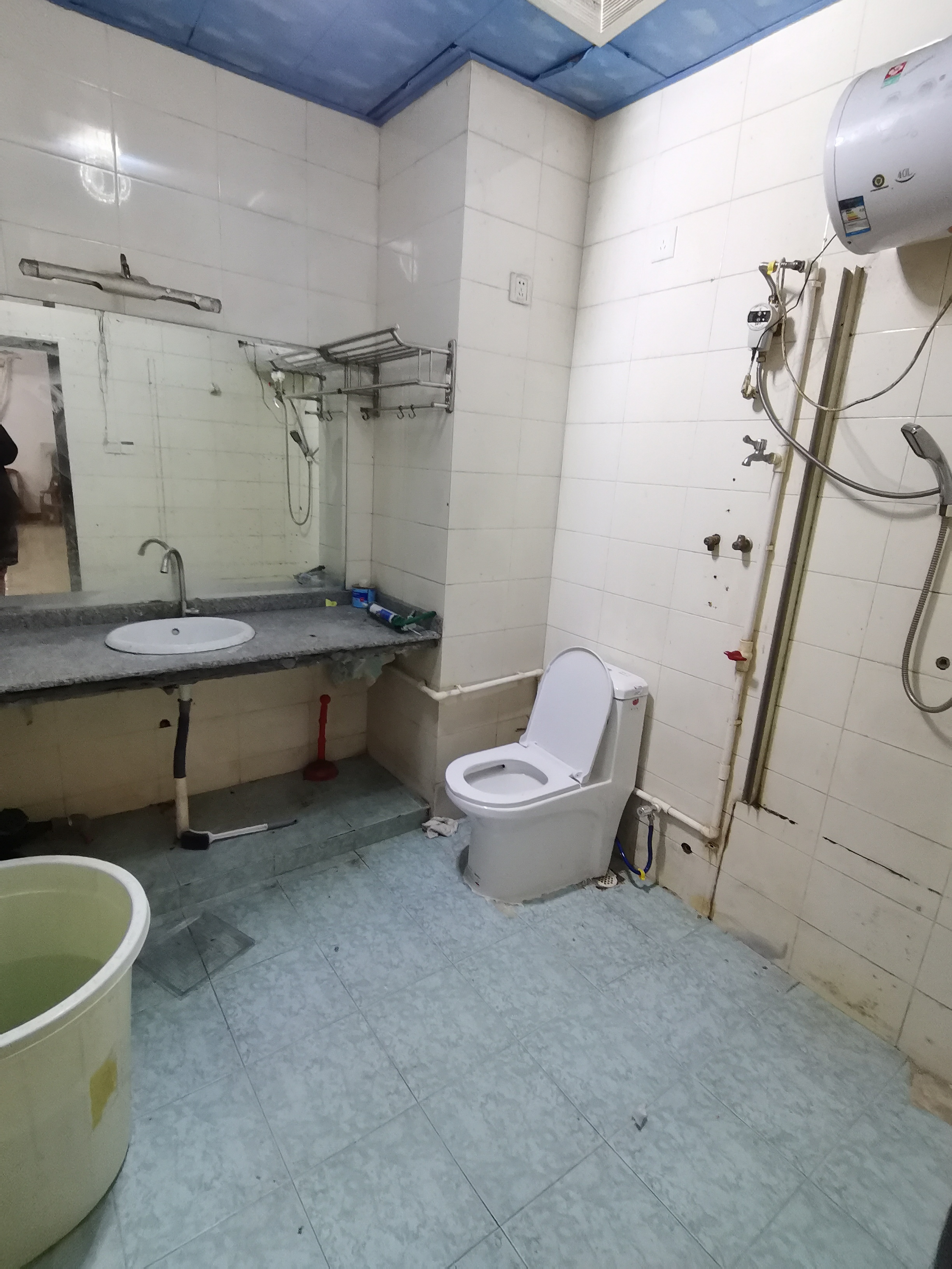 工商公寓  3室1厅1卫    1500.0元/月室内图