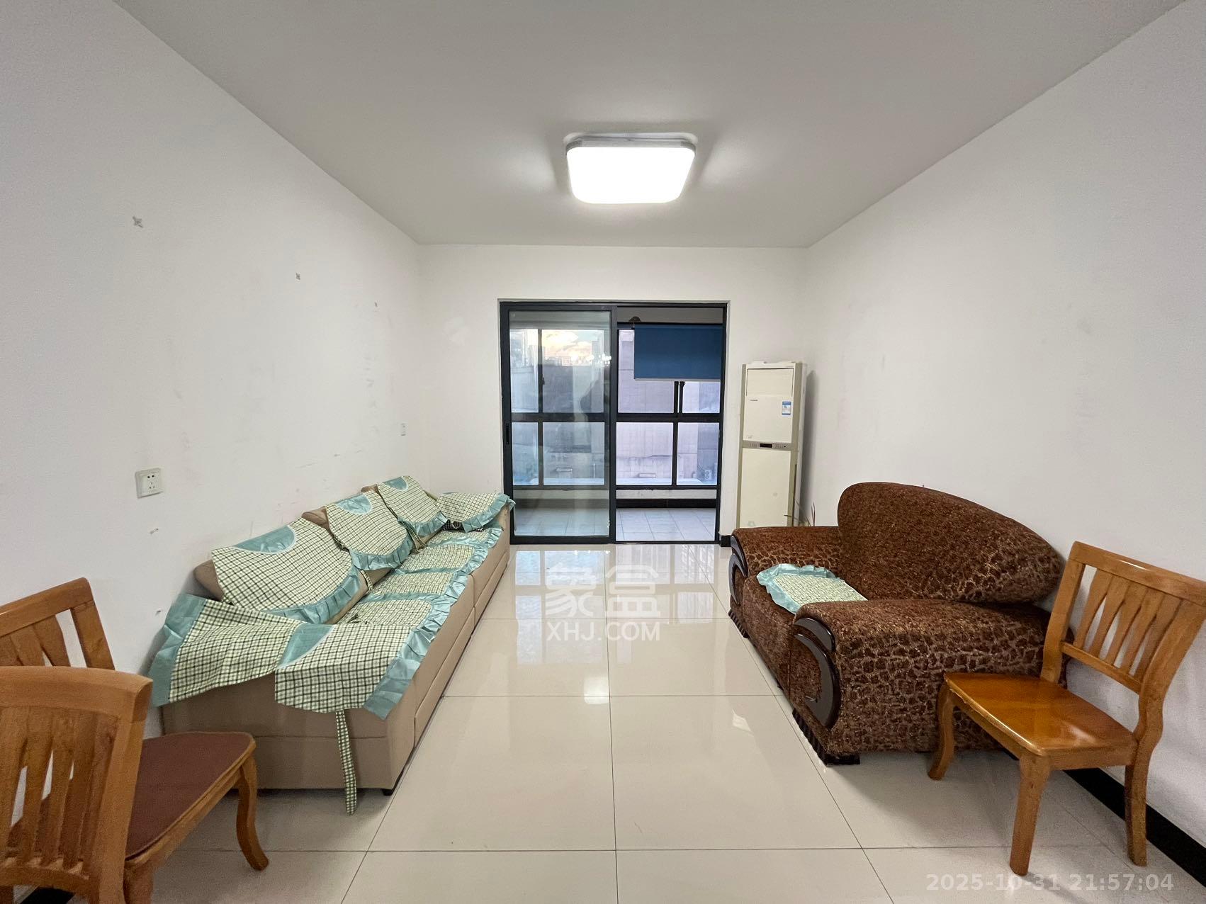 奥克斯广场  2室1厅1卫    2500.0元/月 奥克斯广场  2室1厅1卫    2500.0元/月