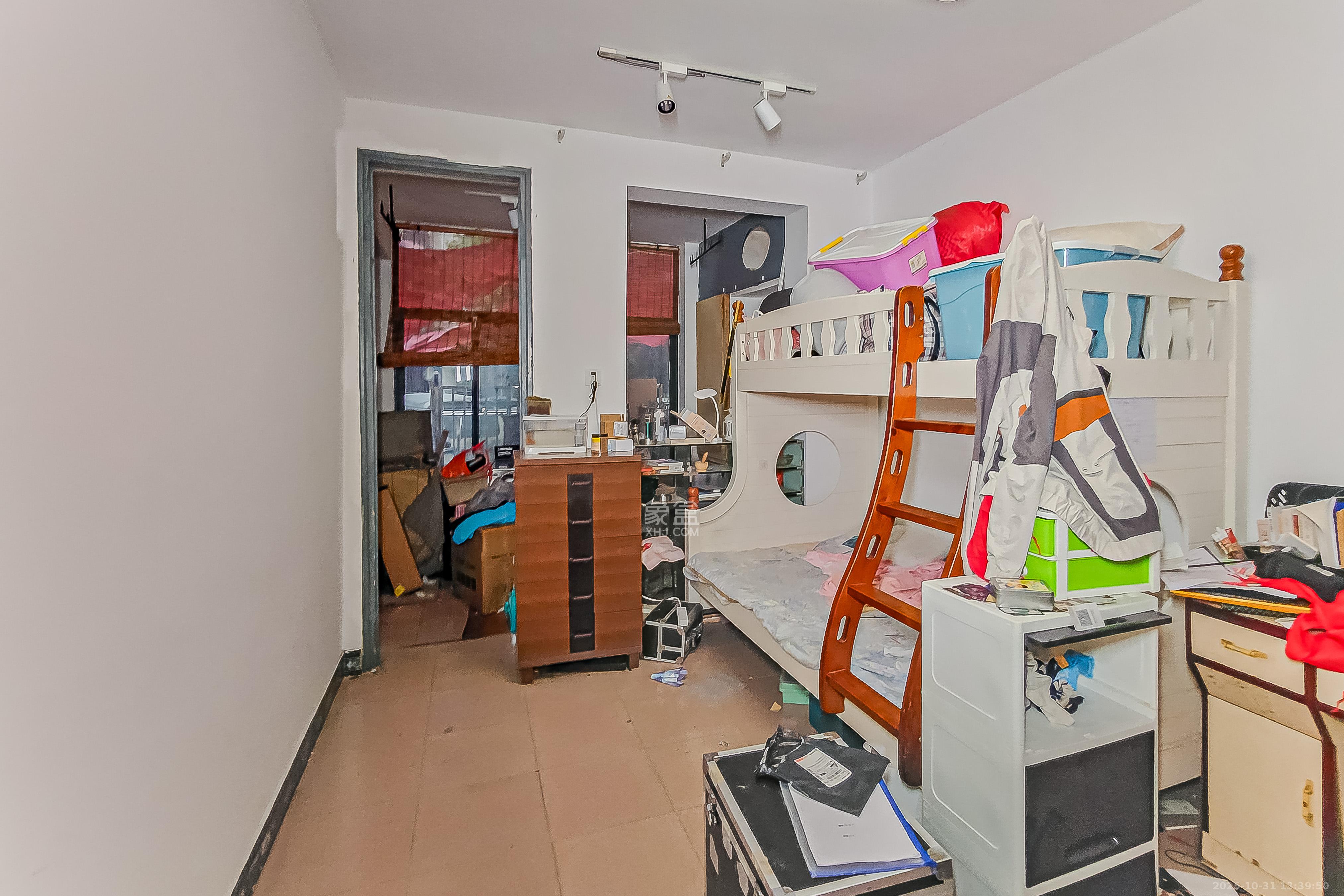 东瓜山二村  3室2厅1卫    60.0万卧室