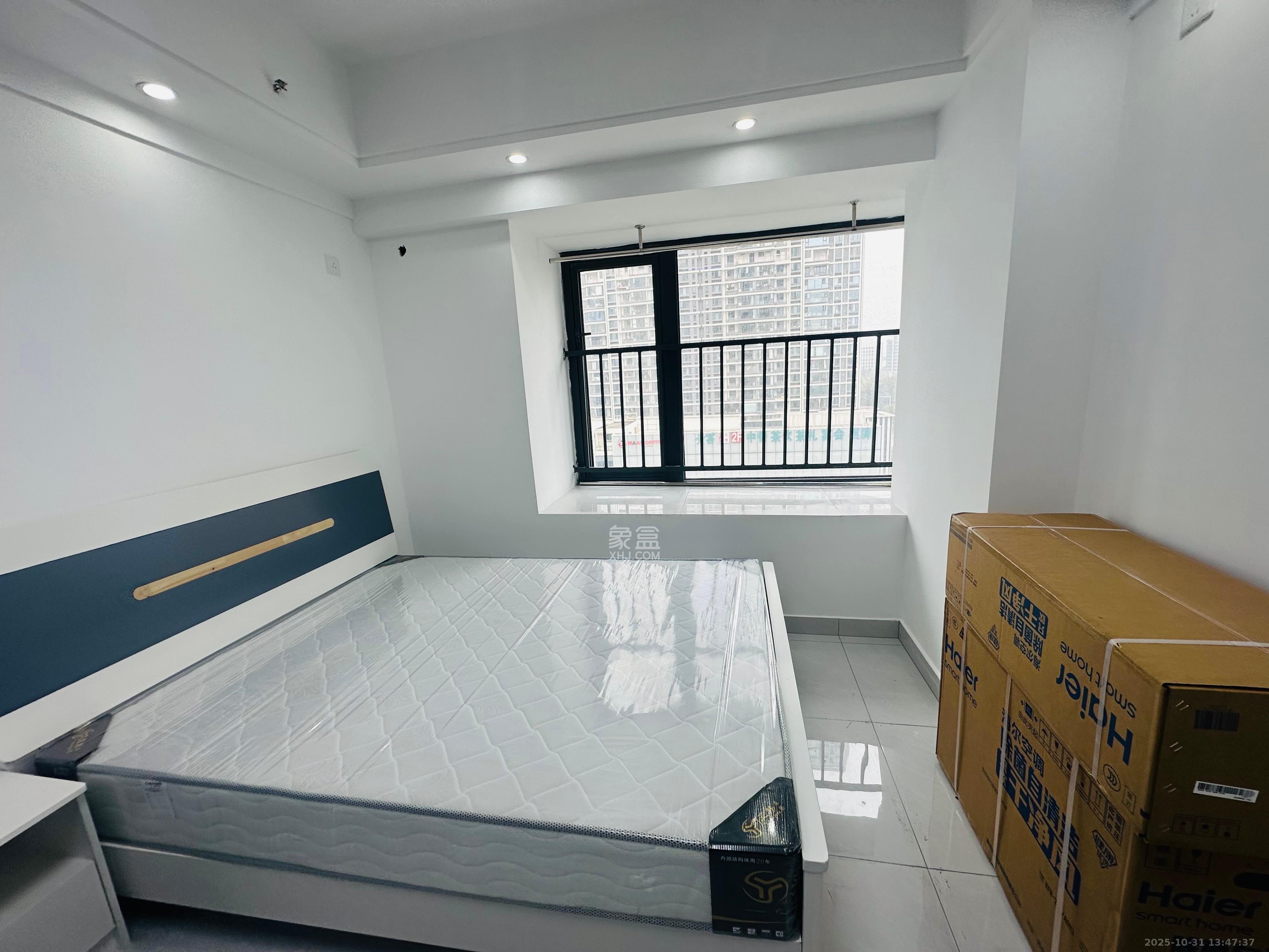 保利中环广场(保利中悦苑) 1室1厅1卫 1600.0元/月 保利中环广场(保利中悦苑) 1室1厅1卫 1600.0元/月室内图