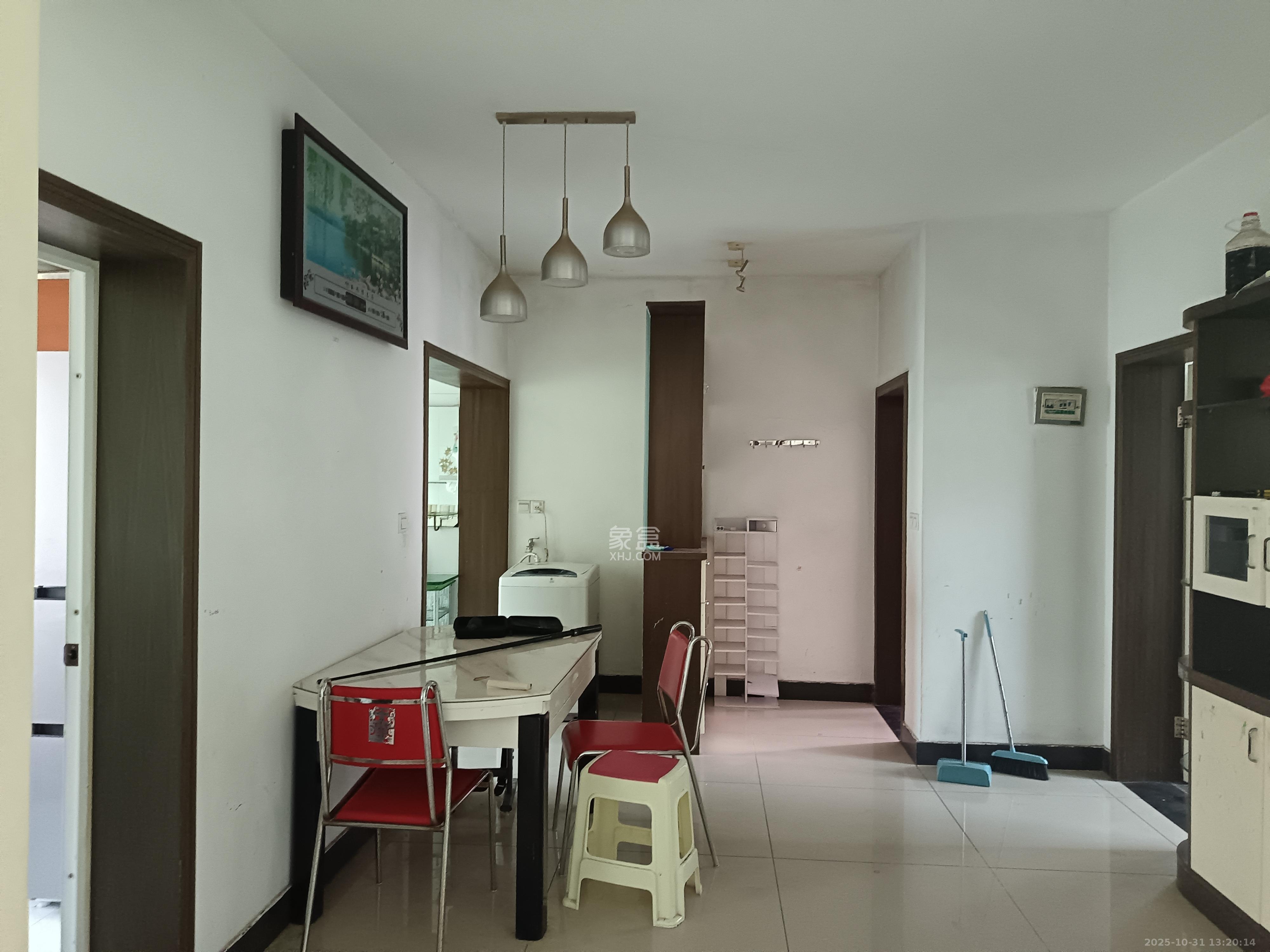 开源鑫阁  1室1厅1卫    777.0元/月 开源鑫阁  1室1厅1卫    777.0元/月室内图