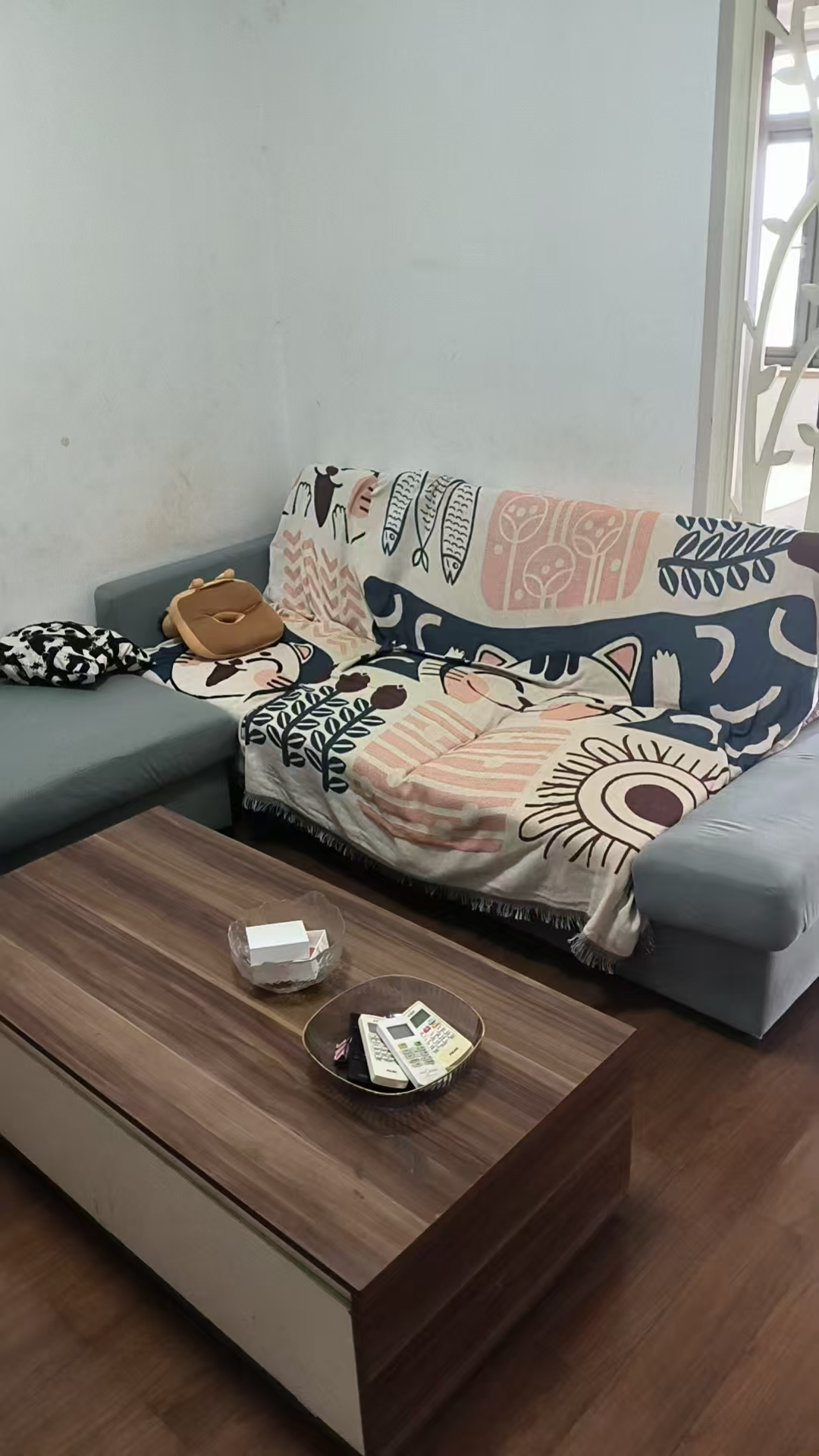 环宇天地、中海地产（中信城市广场二期）  2室2厅1卫    1800.0元/月户型图