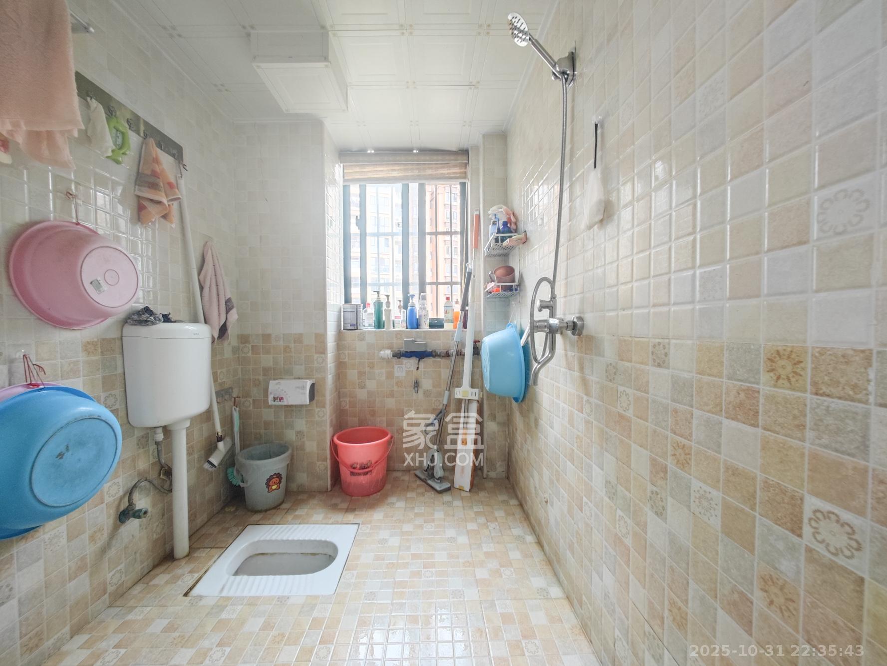 华盛世纪新城  4室2厅2卫    115.0万卧室