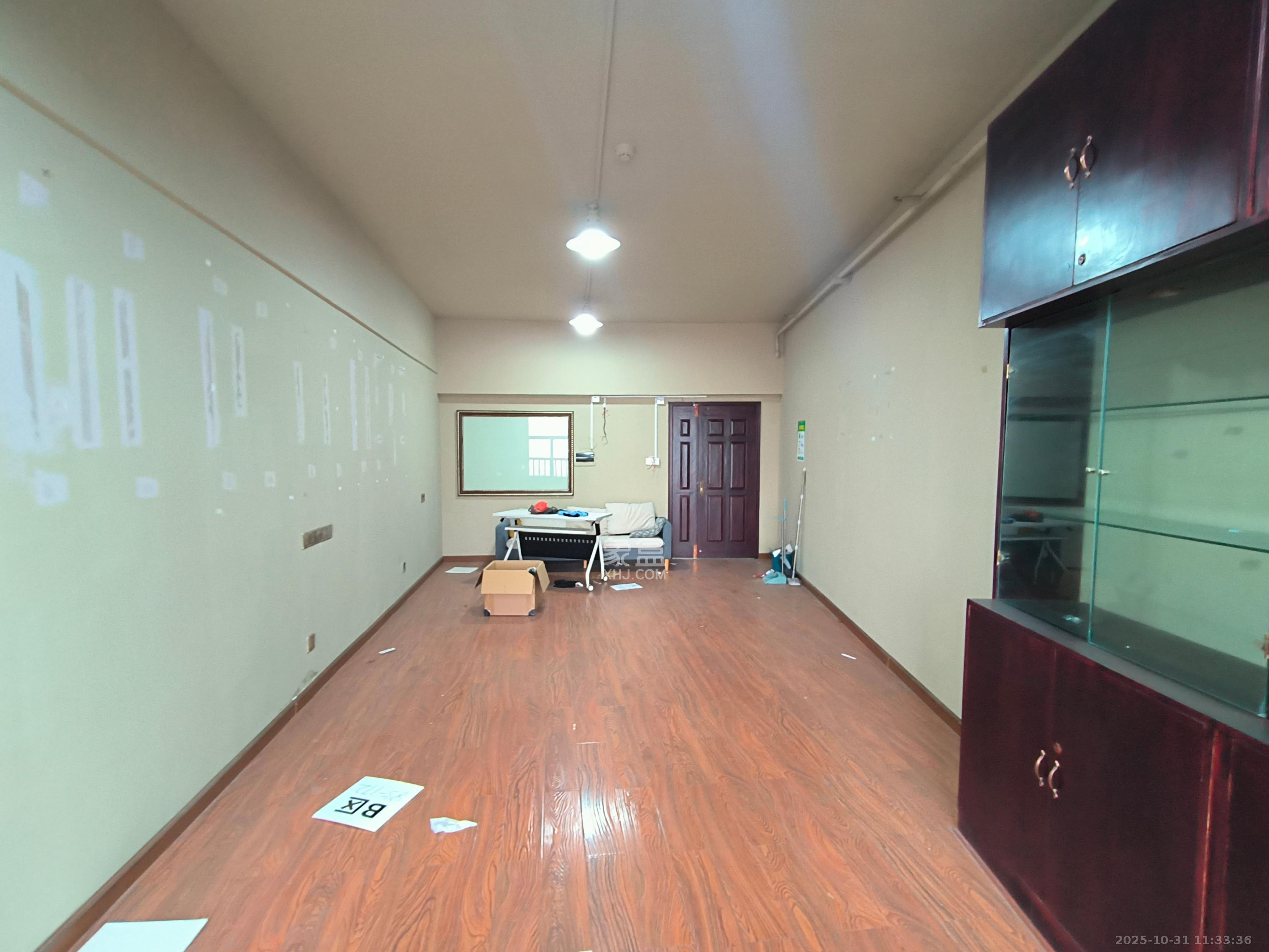 维一星城国际(写字楼)  1室0厅0卫    1500.0元/月 维一星城国际(写字楼)  1室0厅0卫    1500.0元/月室内图1