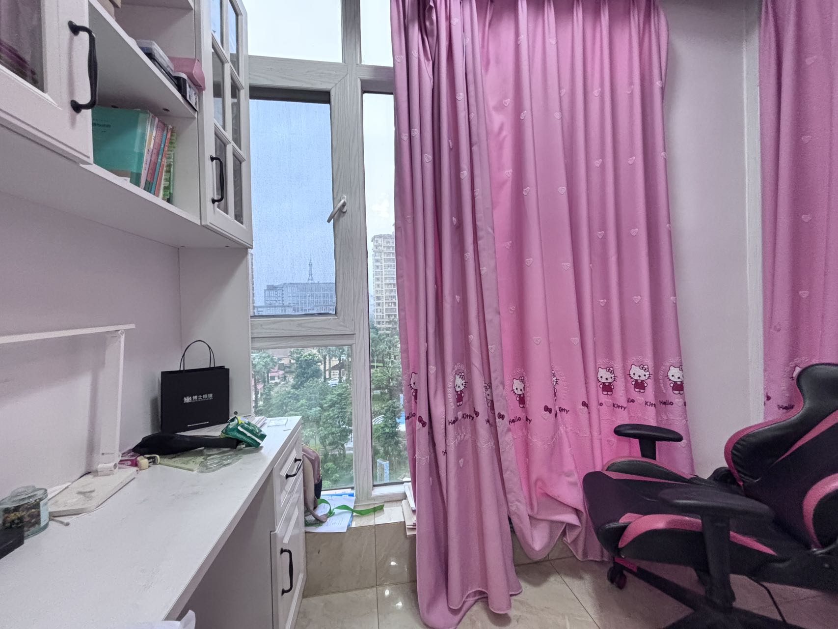 中弘西岸首府  3室2厅2卫    138.0万 中弘西岸首府  3室2厅2卫    138.0万室内图