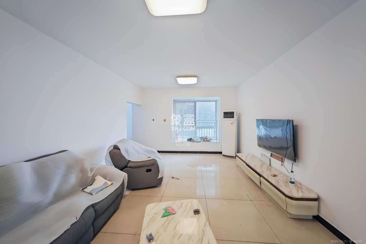 恒丰天湘华庭 3室2厅2卫 78.0万 恒丰天湘华庭 3室2厅2卫 78.0万客厅